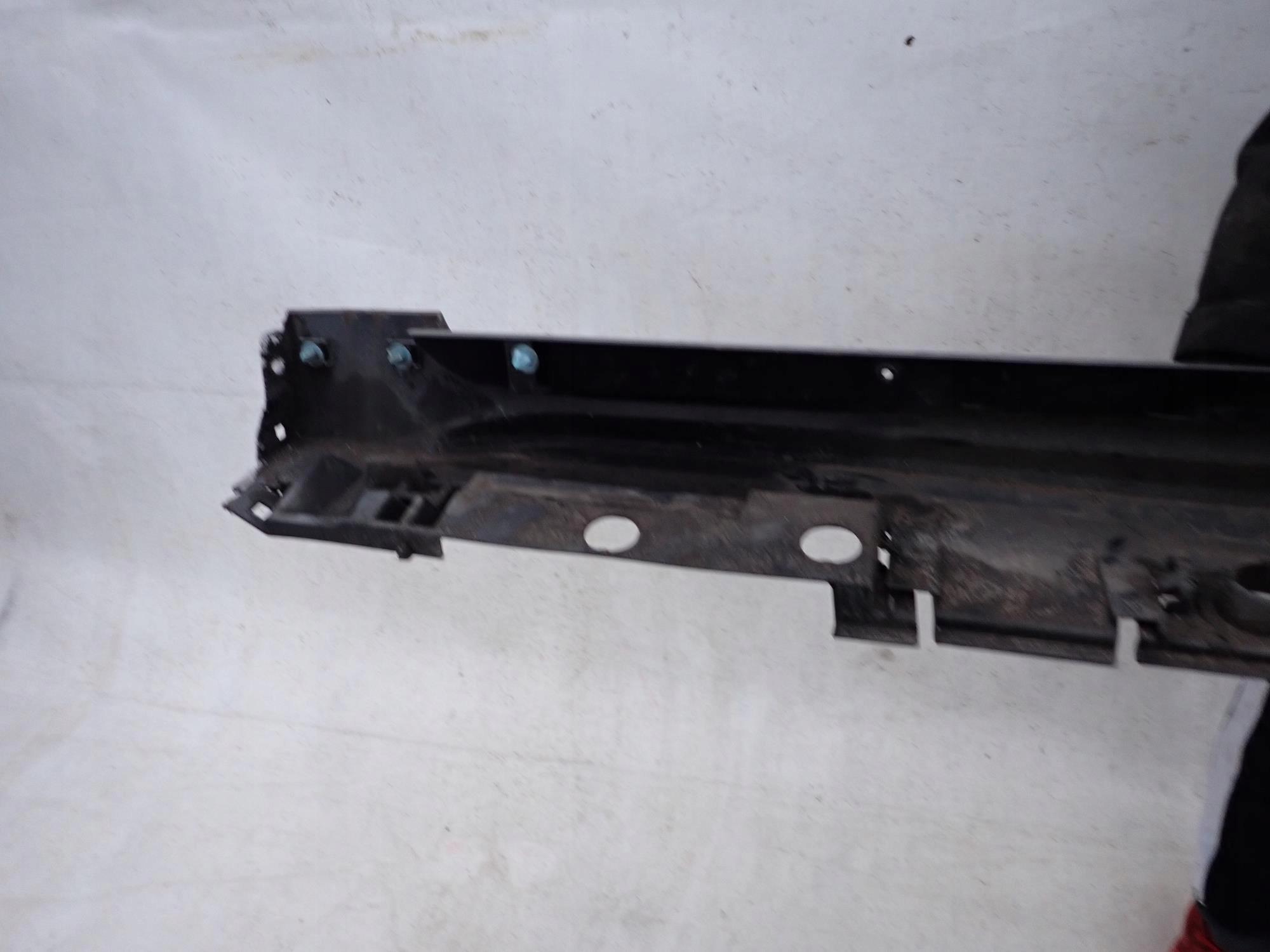 TOYOTA COROLLA XII KOMBI 18- moulding threshold right