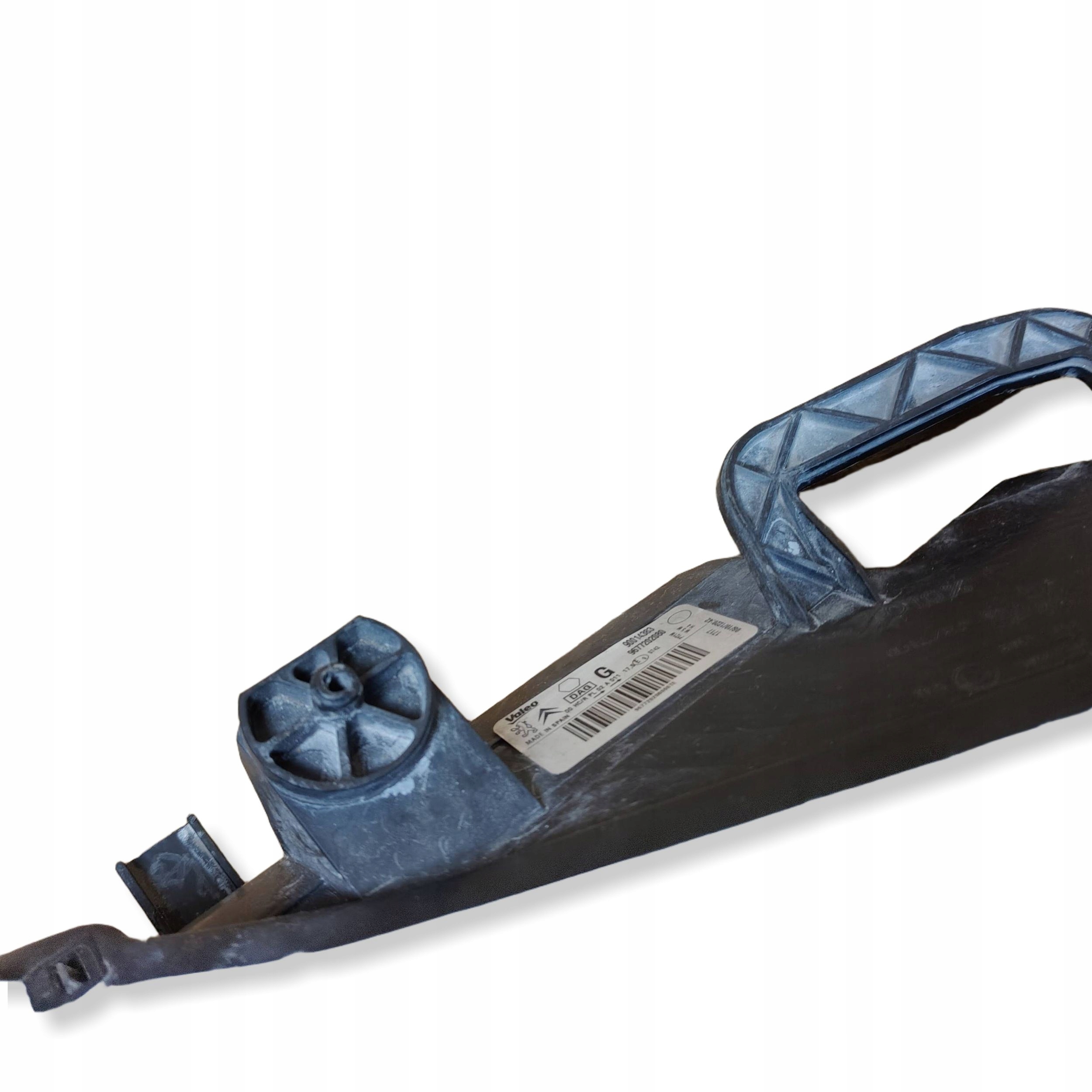Reflektor front side left Citroen Berlingo III 9677202080