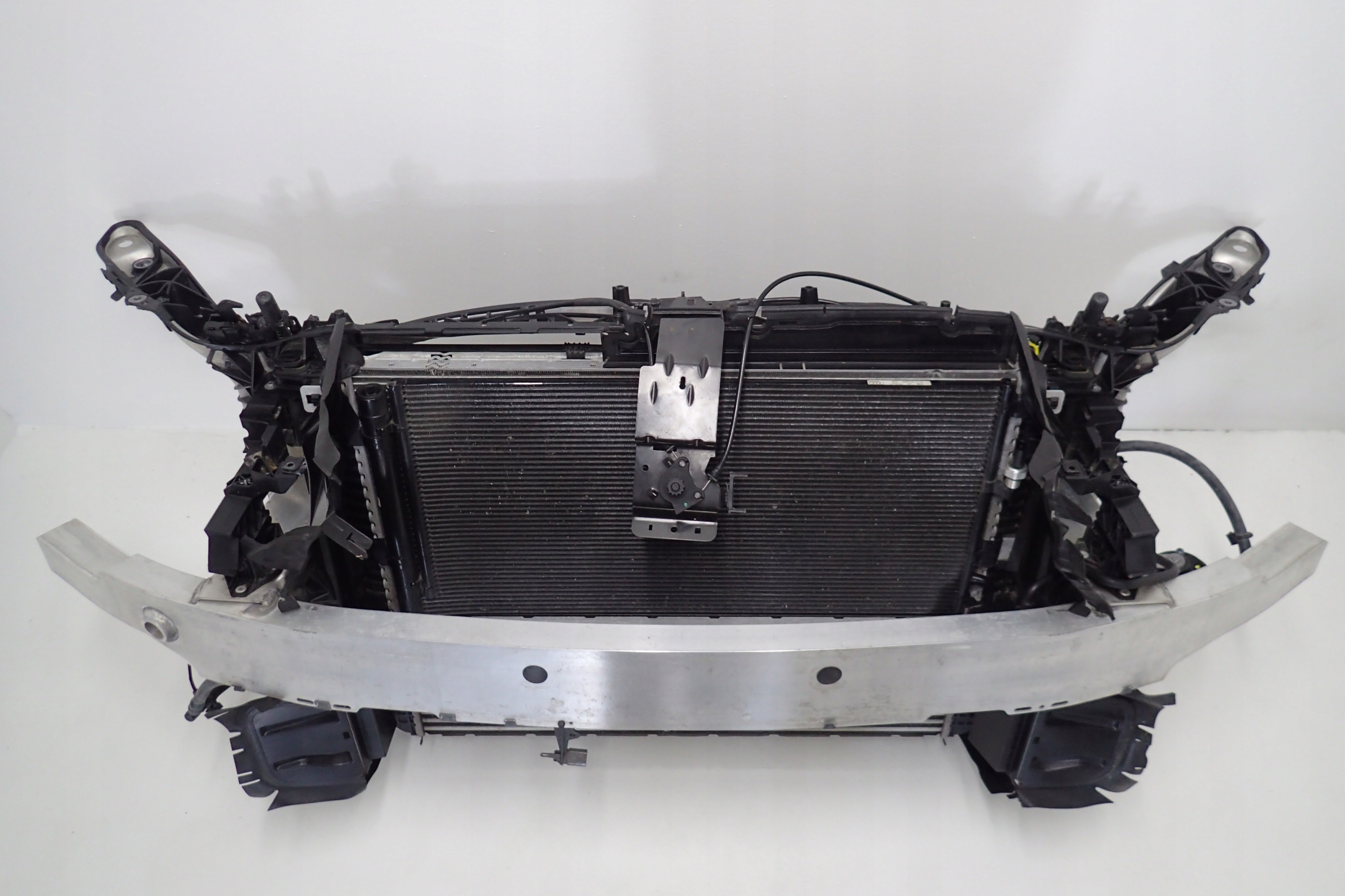 AUDI A7 4K PAS PRZEDNI WZMOCNIENIE 19R. 2.0TFSI Producent części Audi OE