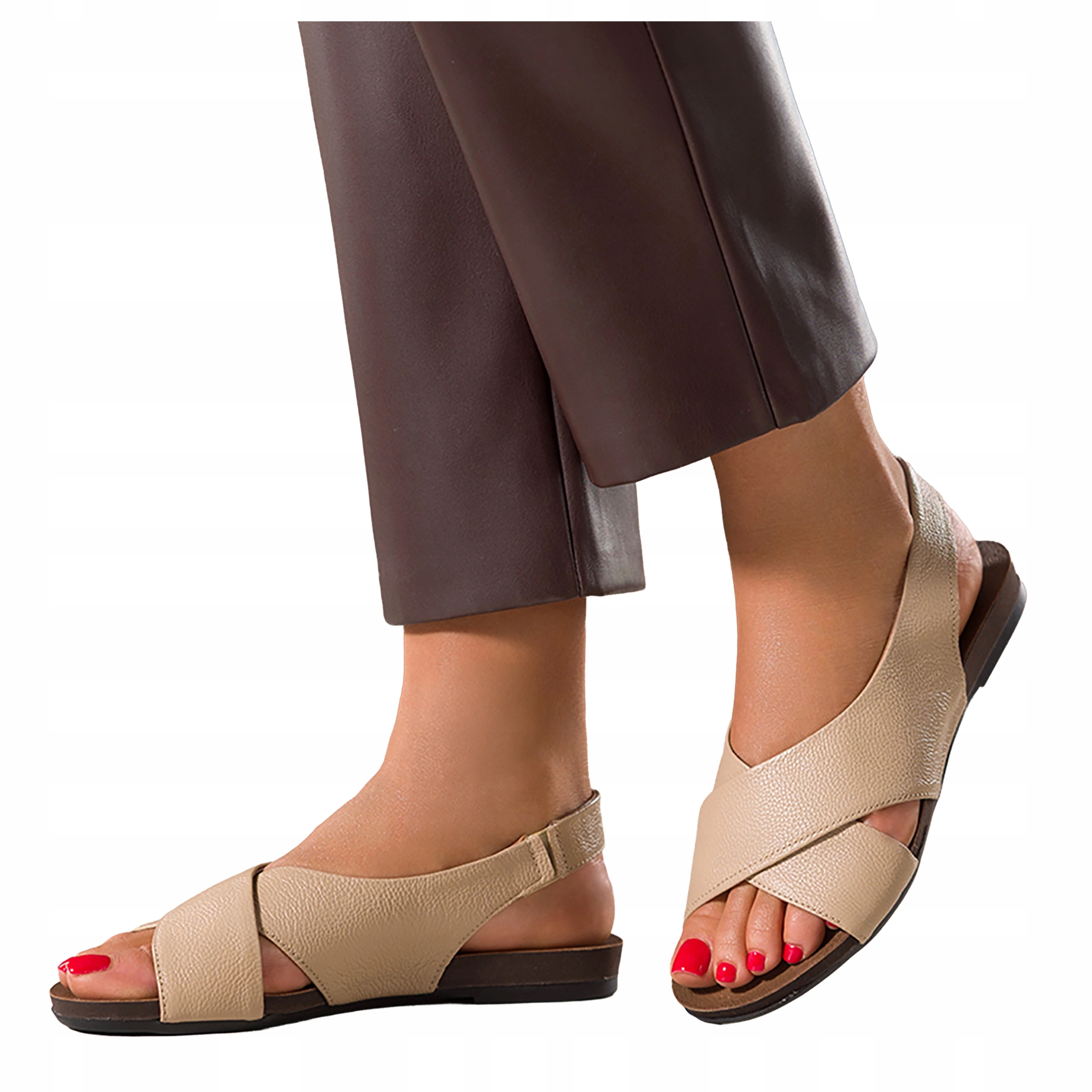 Béžové dámské kožené Sandály s gumou, pásky na kříž Pohodlné, ploché, velikost 37