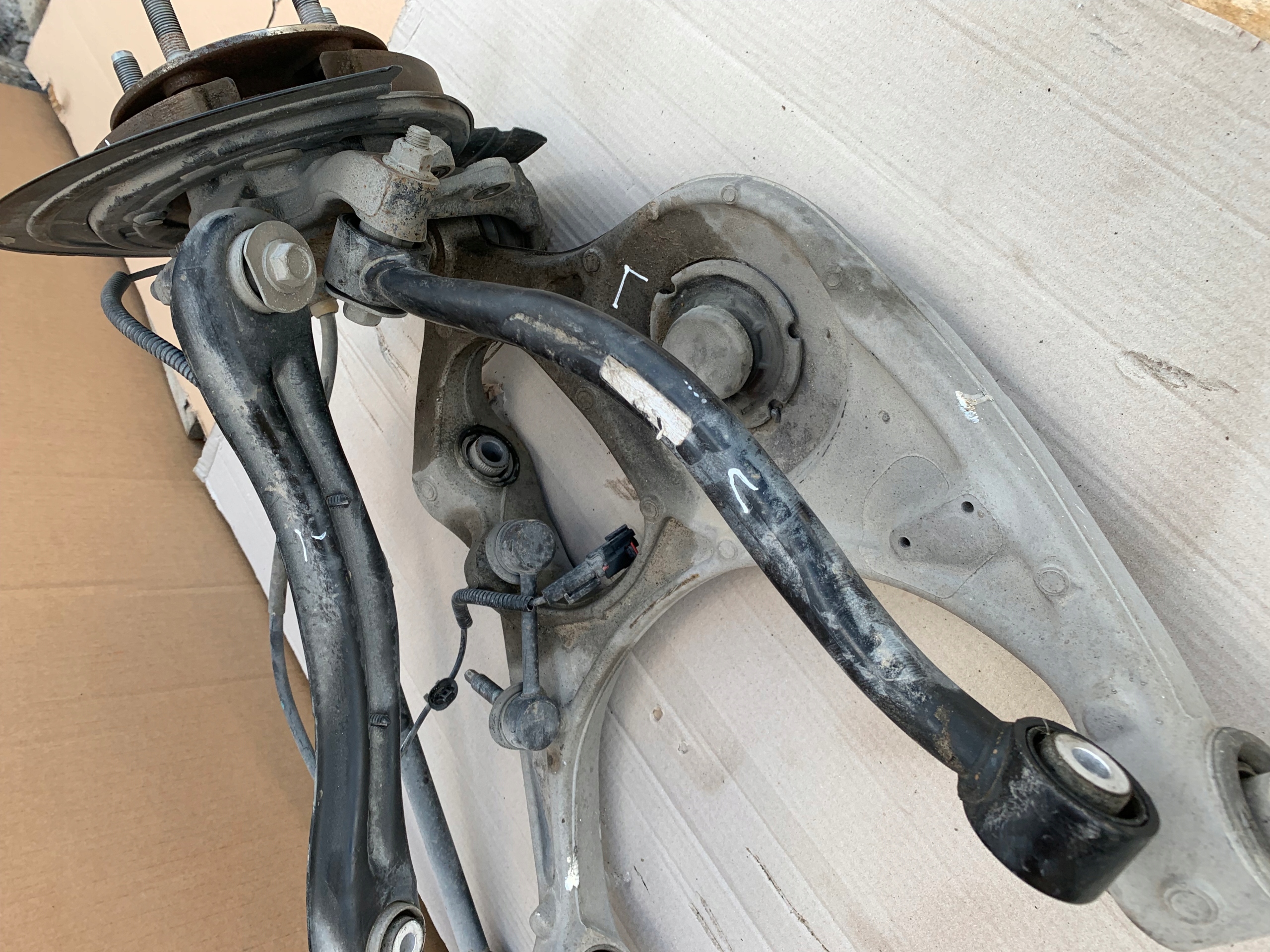 подвеска левый зад Dodge DURANGO 3.6 2X4 2016-