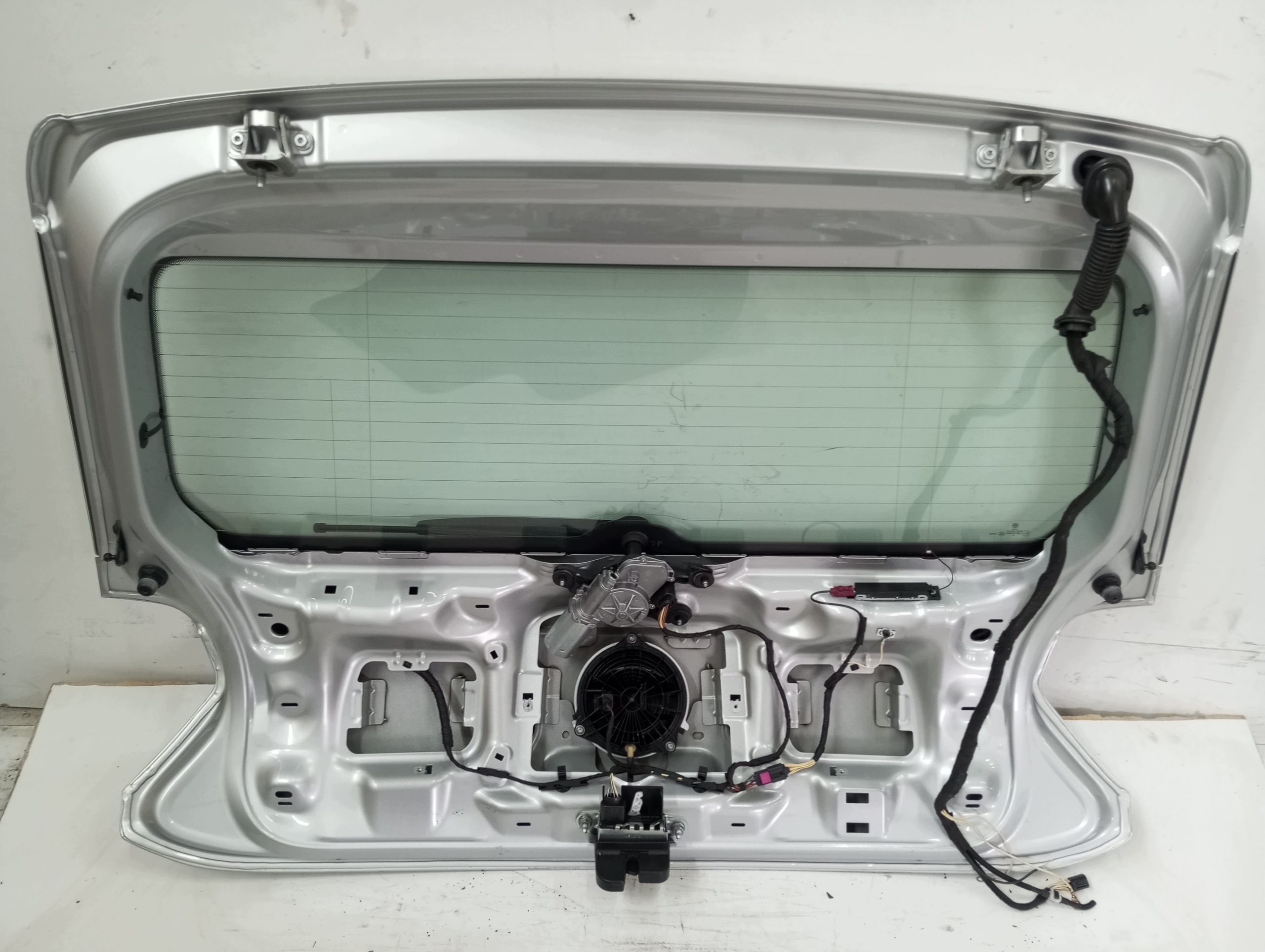 Heckklappe VW Polo 2G0 19r
