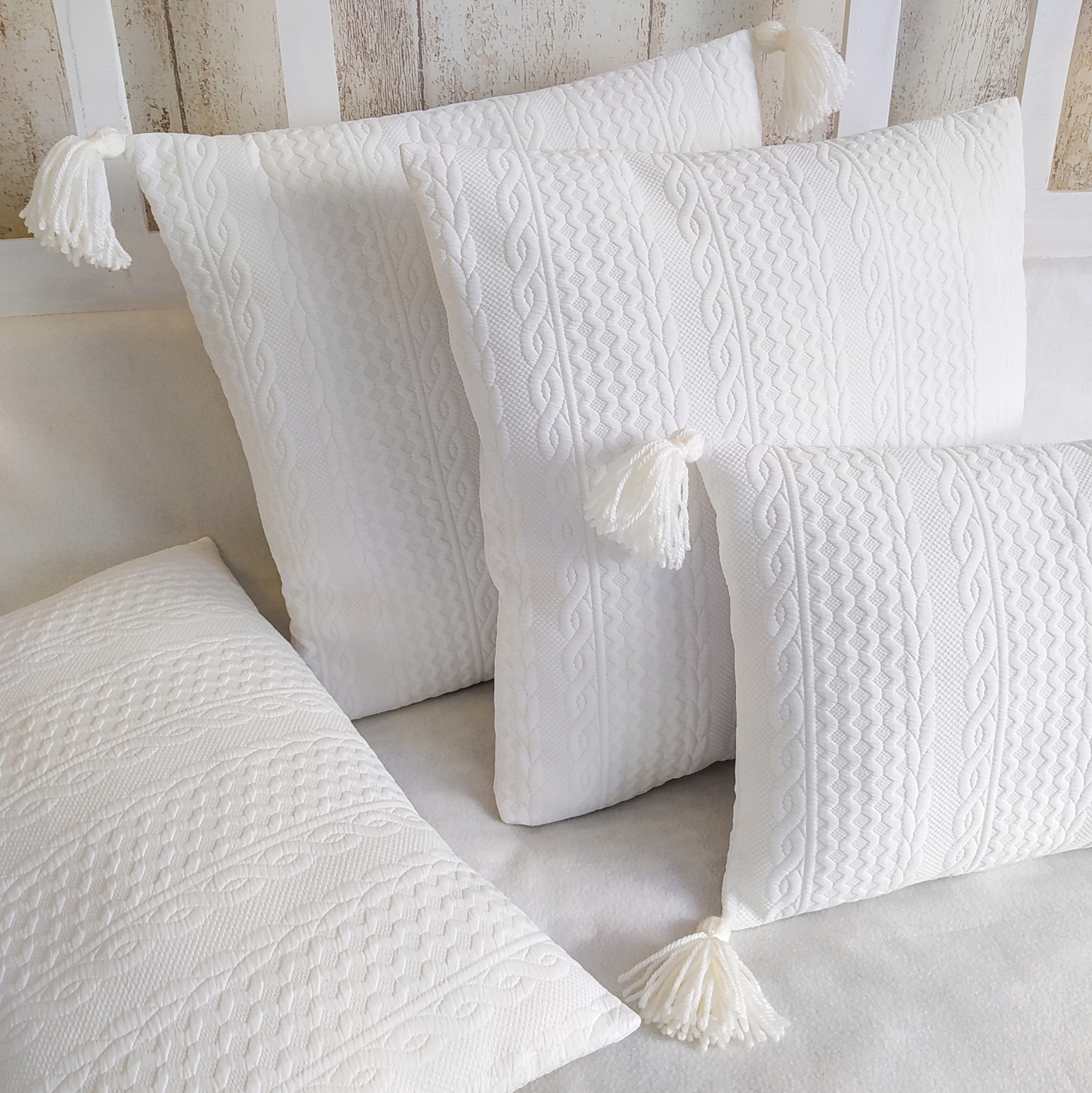 POSZEWKA Retro Boho II frędzle chwost 40x60 ASTO deco Długość 40 cm