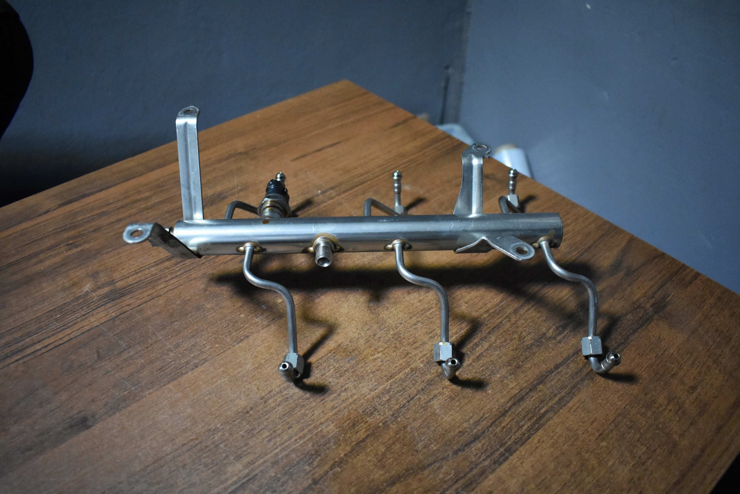 IDEALNA injection ramp PORSCHE 1