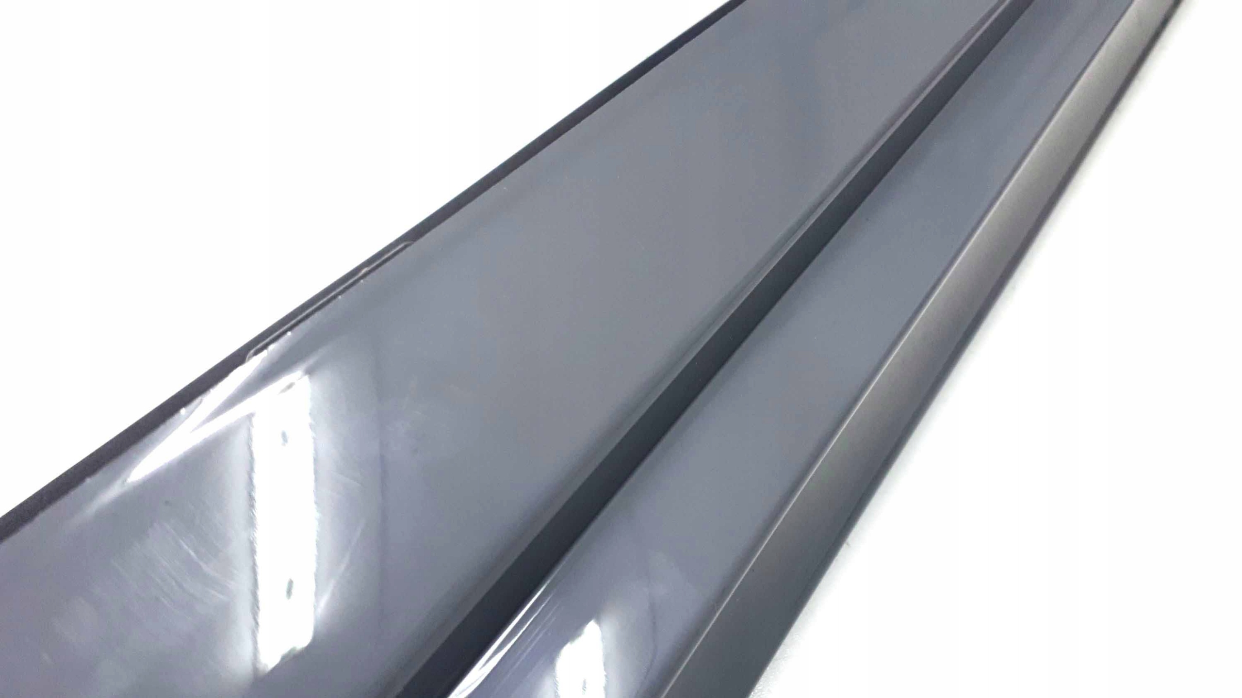 LISTWA NAKŁADKA PROGOWA LEWA PASSAT B8 3G0853857G Typ samochodu Samochody osobowe