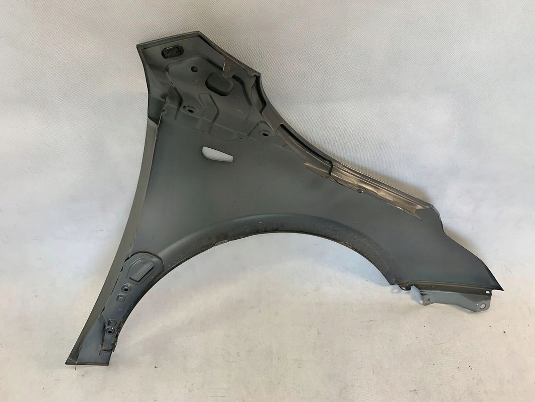 Kia Ceed 3 III 18r fender left 2018 z otworem for indicator 01.25