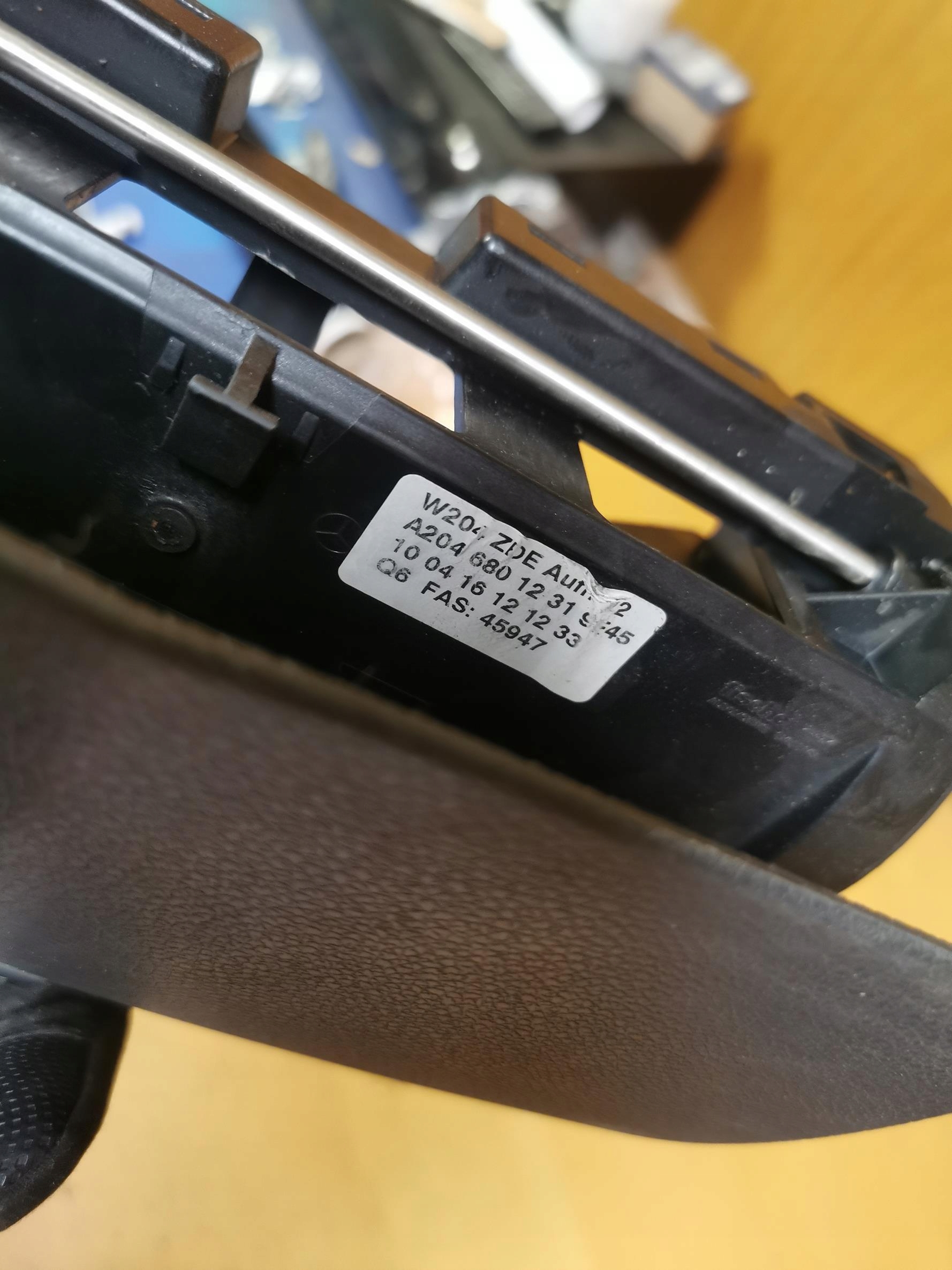 display navigation devices MERCEDES C-KLASA W204 07-14