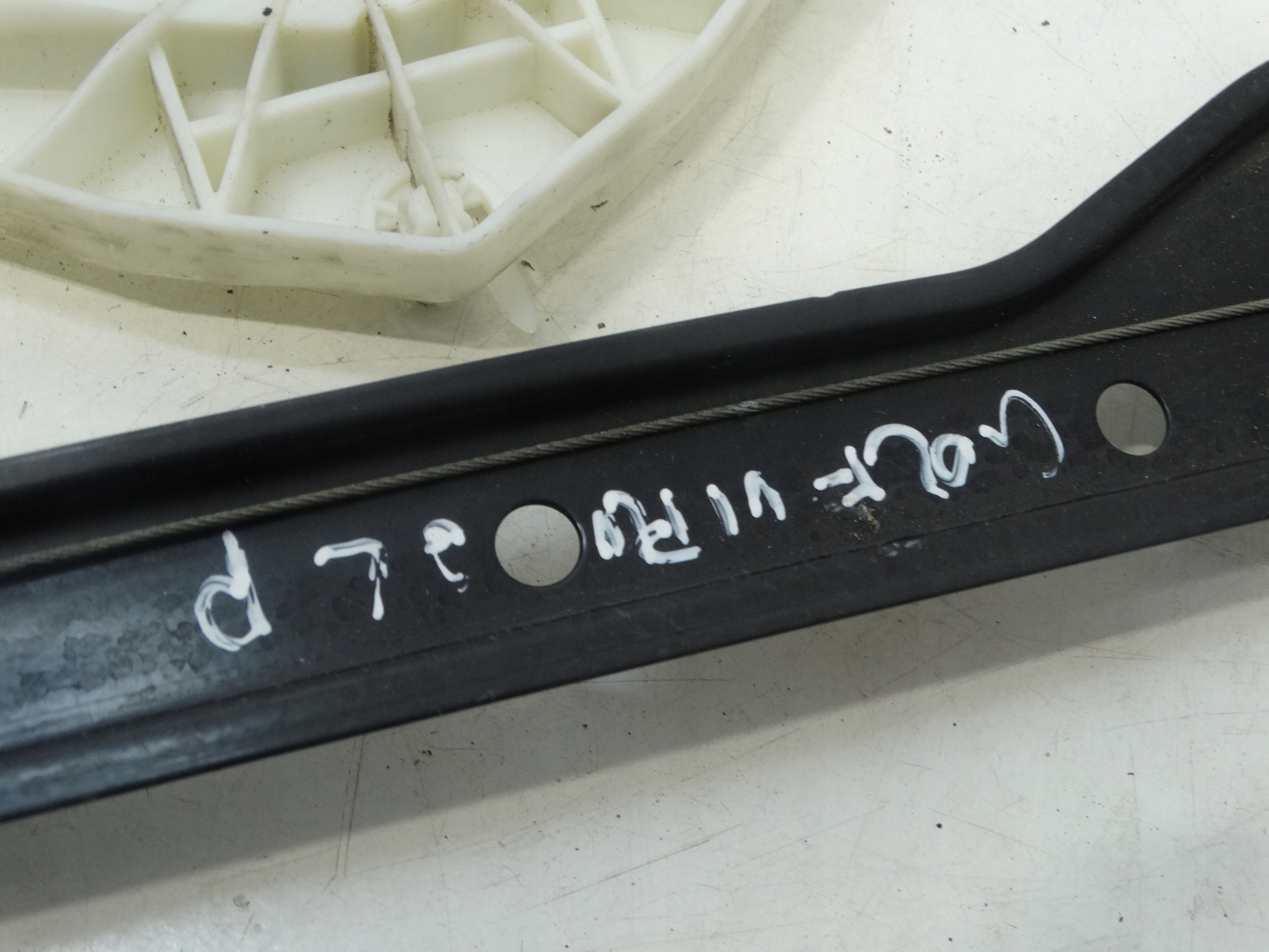 window regulator mechanism left front VOLKSWAGEN GOLF VI plus