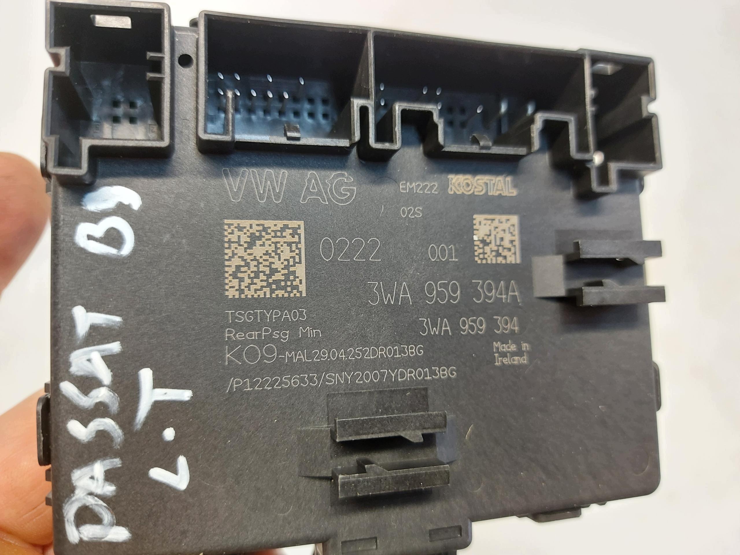 VW Passat R B9 3J0 2025r control unit module door left rear part vwpasb9,8476464