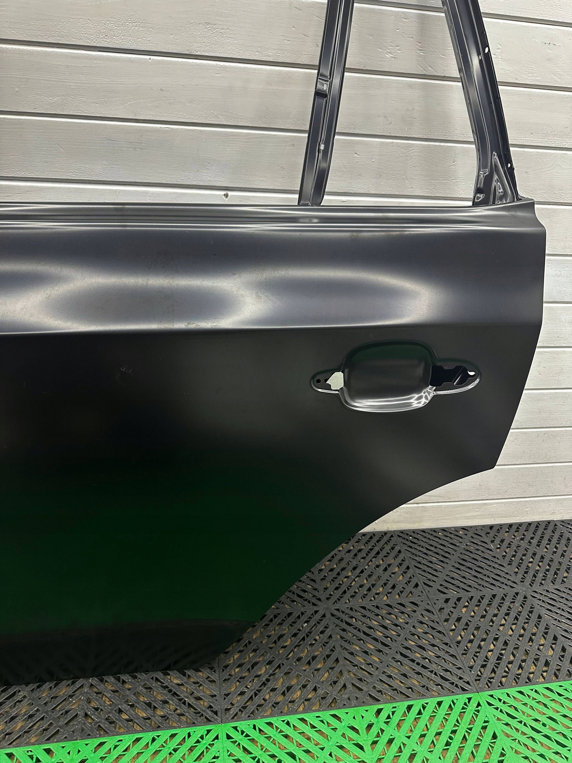 door rear. rear part side left BMW X3 E83 3449337