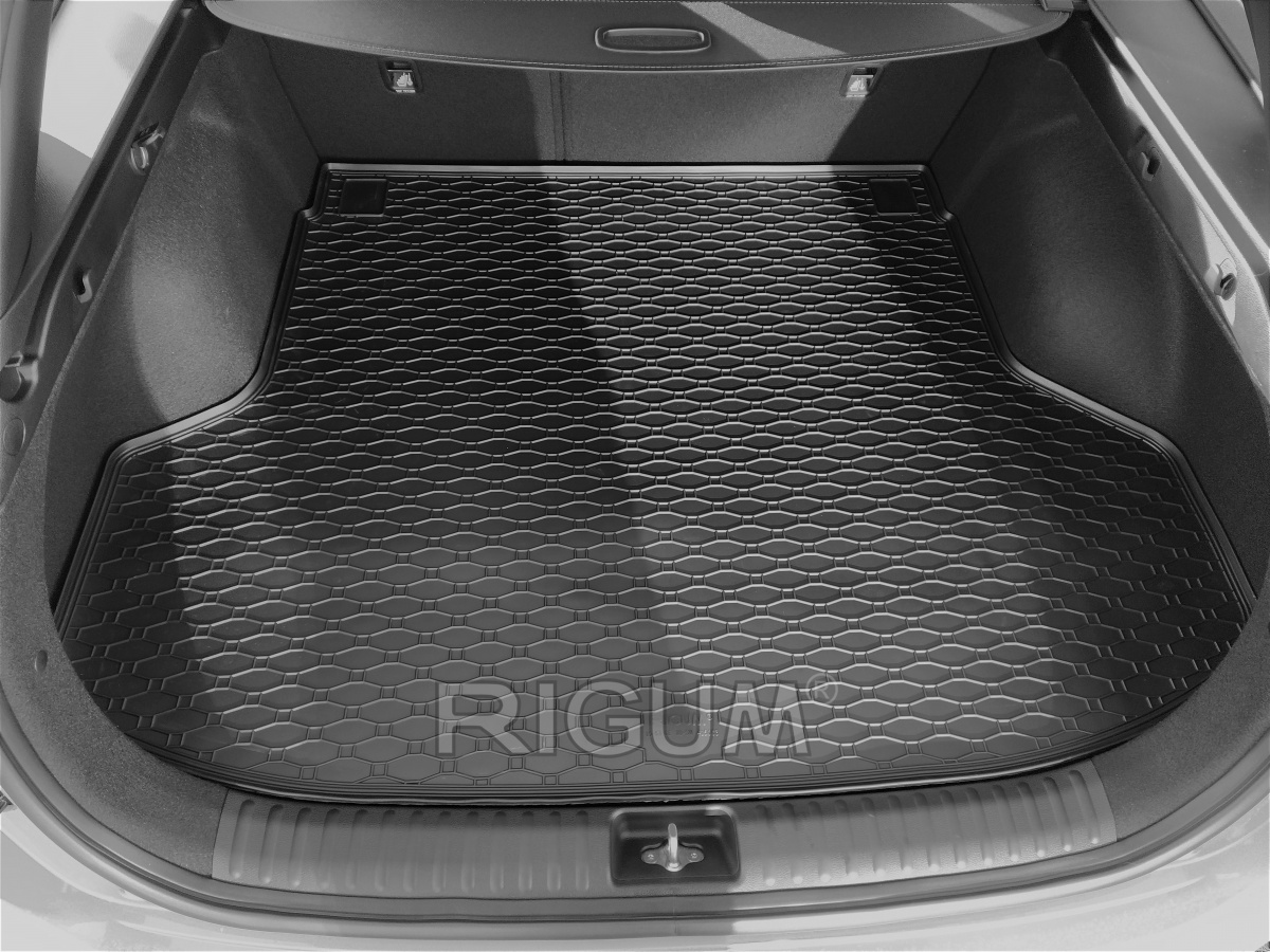 Kia Ceed III Kombi SW 2018- Dywanik wkład do bagażnika Stan opakowania oryginalne