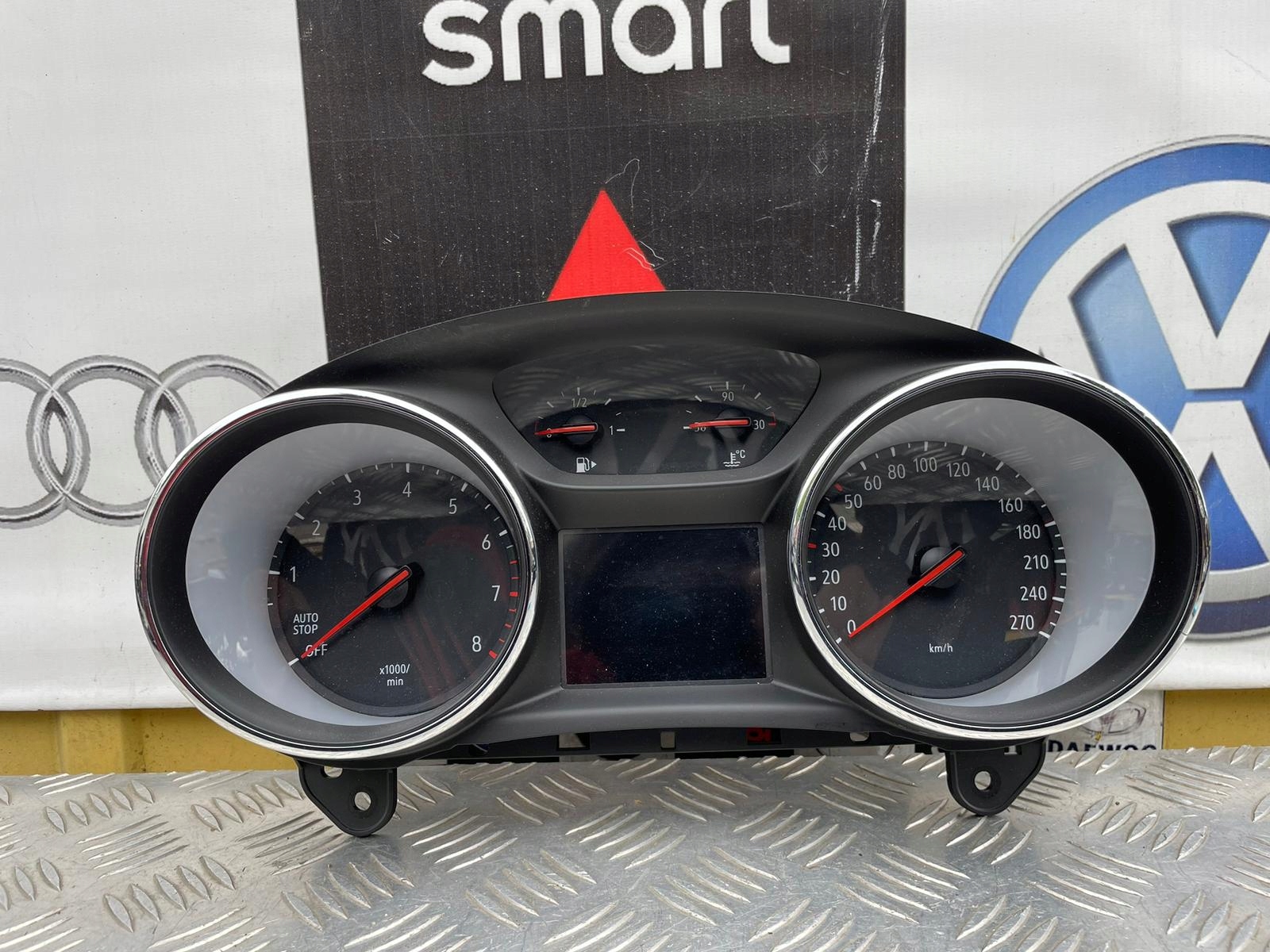 opel INSIGNIA B спидометр часы 1.5 европа 39063118