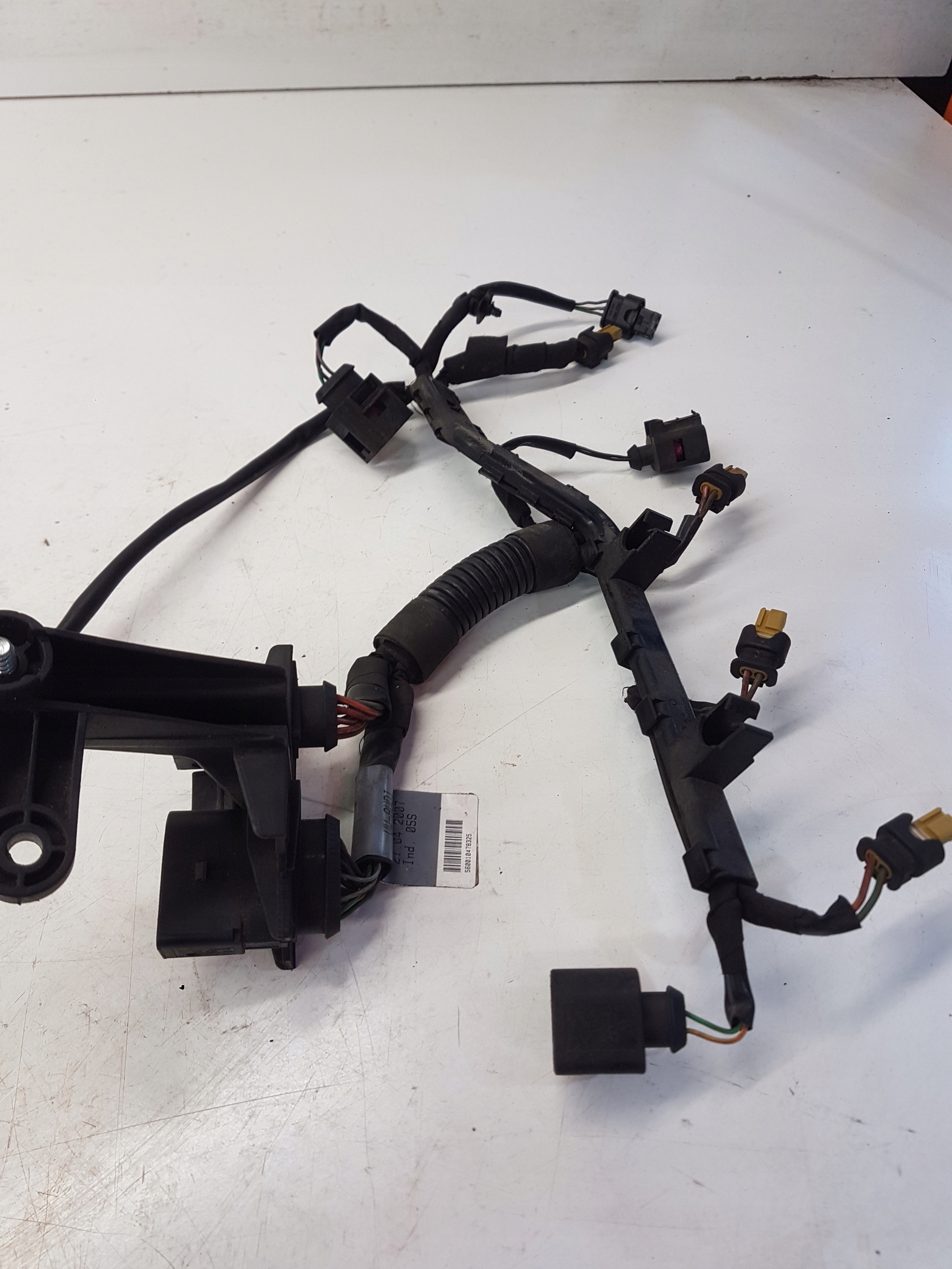 INSTALACJI EINSPRITZDÜSE AUDI A4 A5 1.8 TFSI 06H971824A