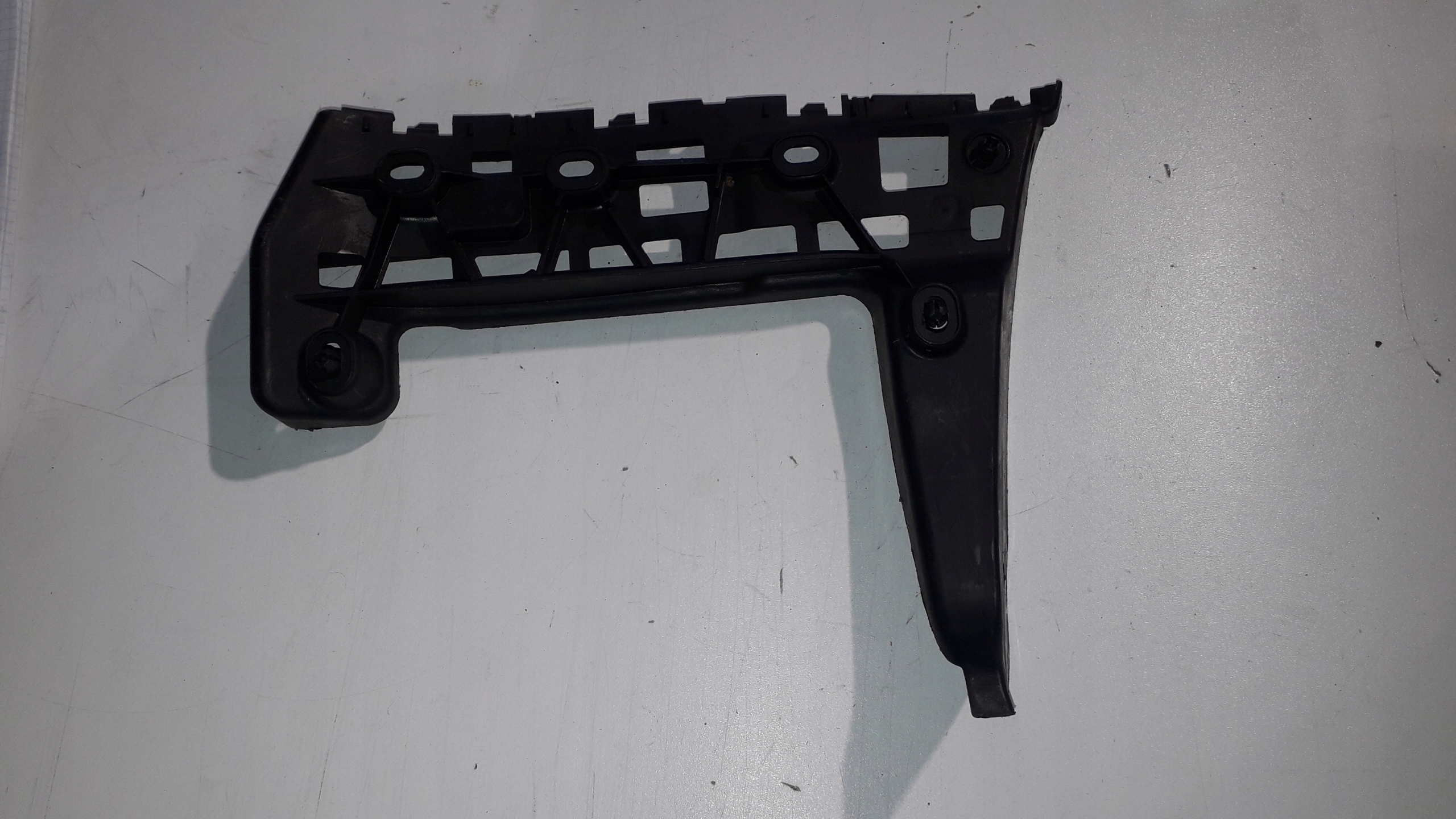 bumper bracket left rear part VW CADDY III 2K5807393B