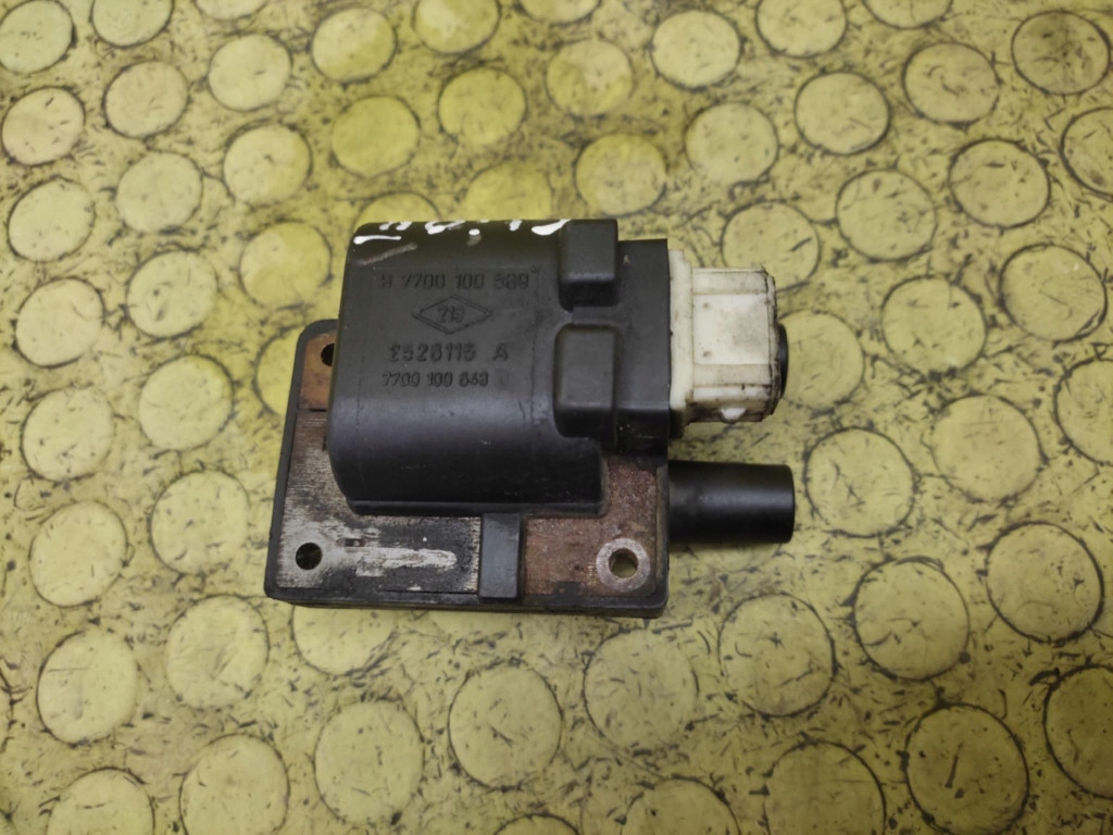RENAULT CLIO II 1.4 coil ignition 7700100589