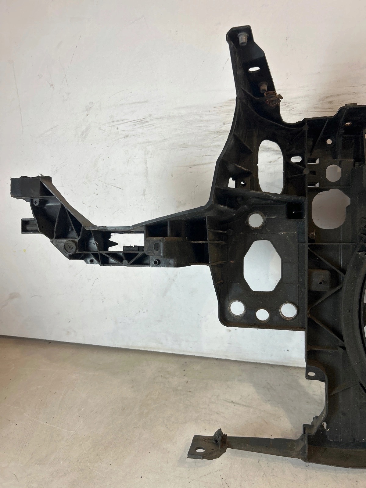 support panel for radiators pillar Mini R55 R56 1.6 petrol