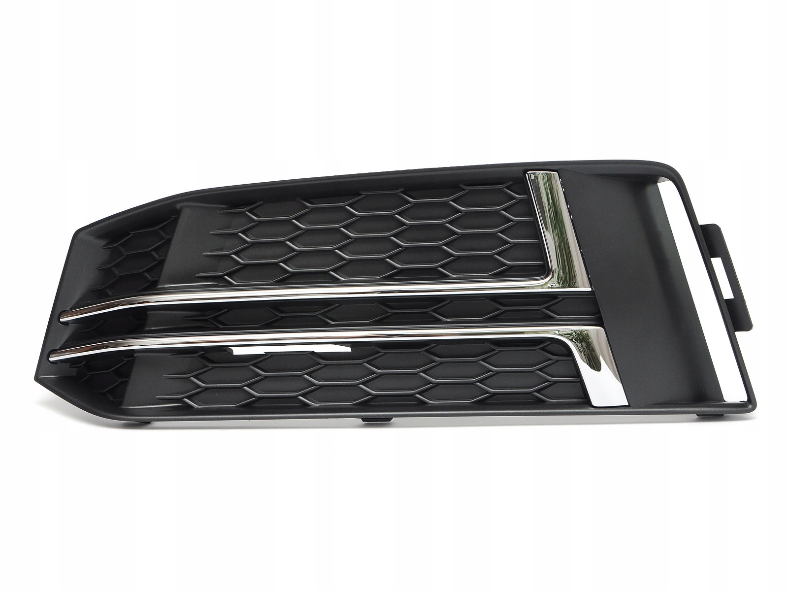 

Kratka atrapa zderzaka lewa Audi A4 B9 15+ S Line