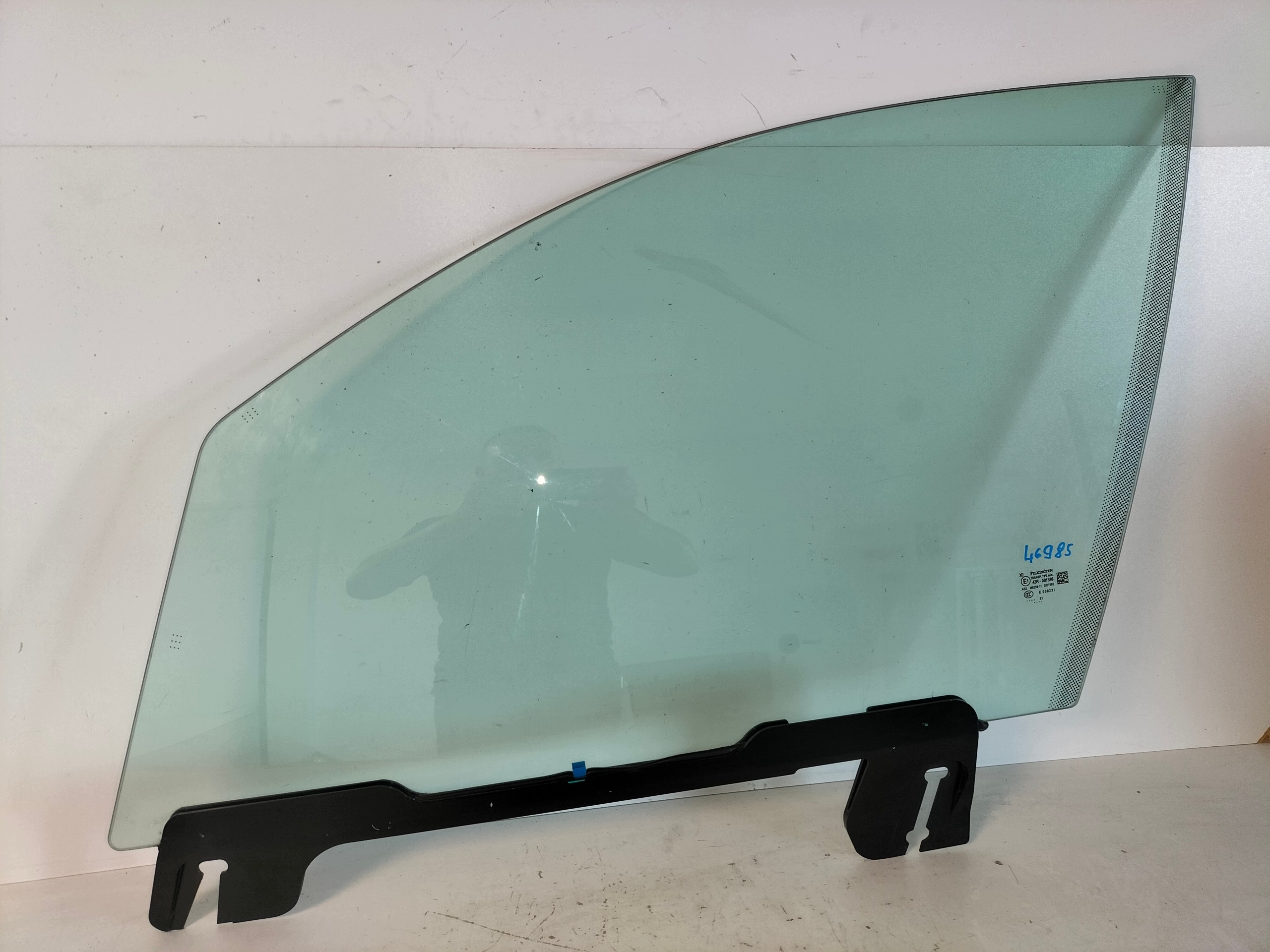 window door front front left ASTON MARTIN DBX 20- PILKINGTON