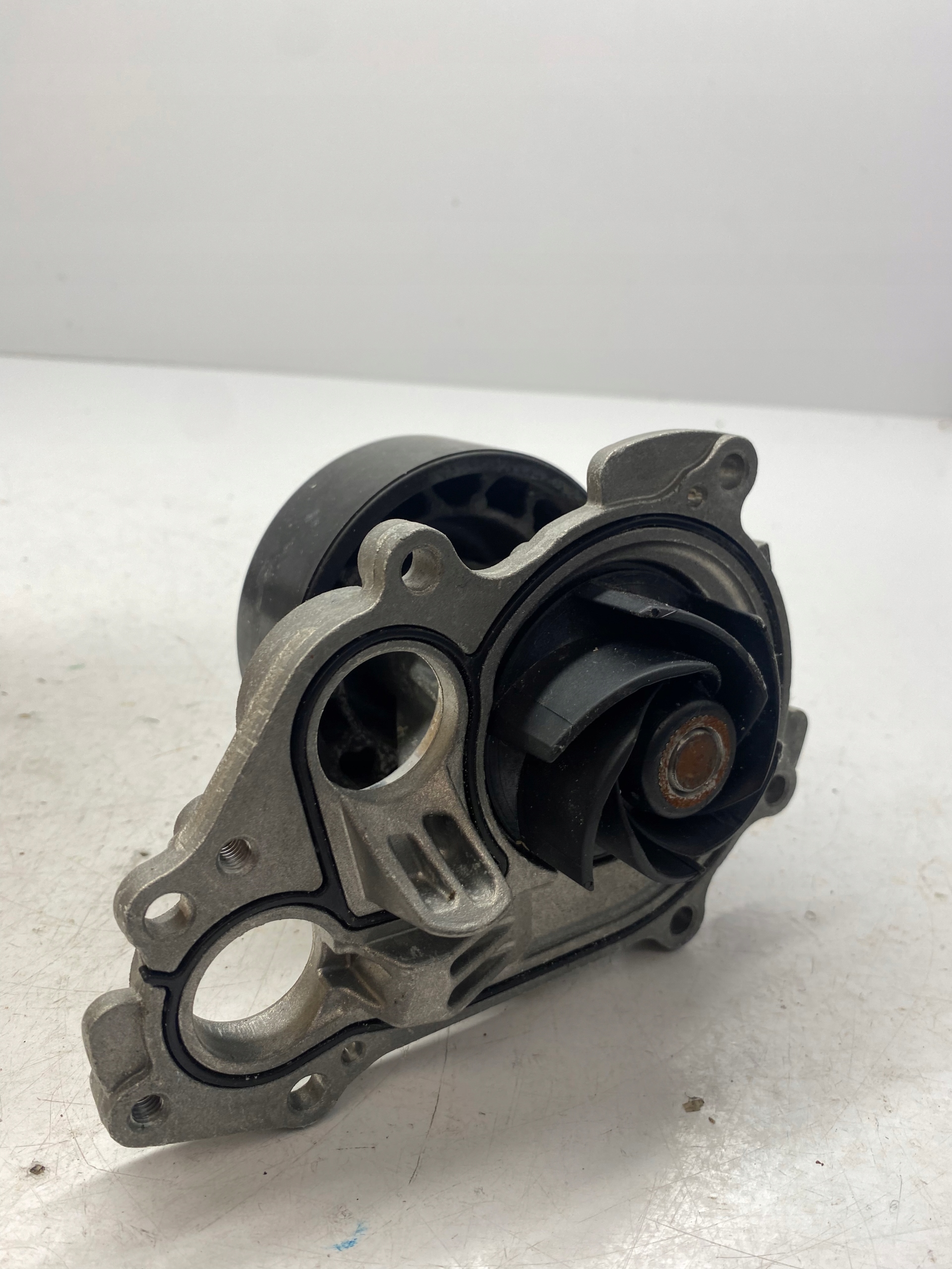 BMW Wasserpumpe 5A444F4