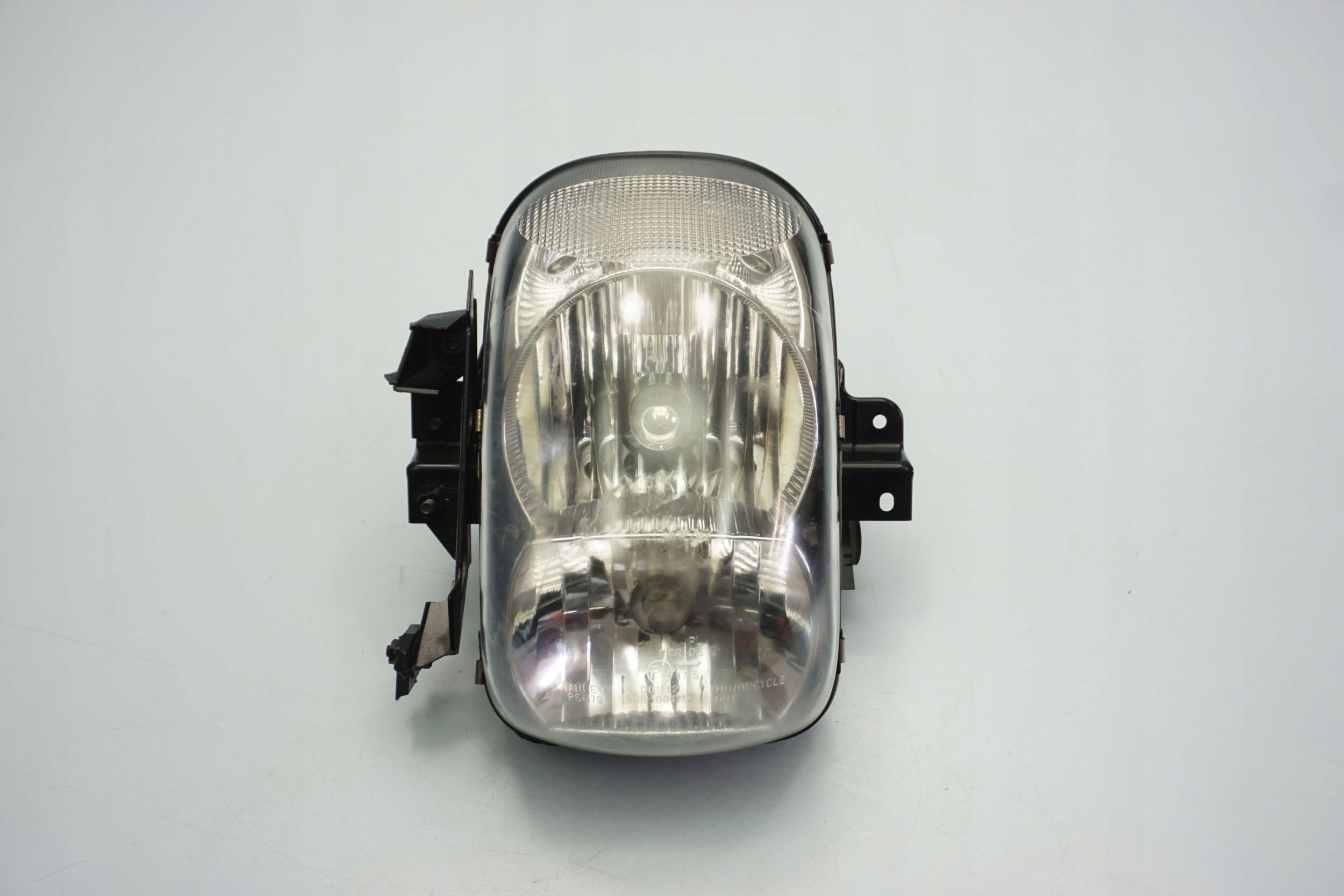 5521654663972920 - KAWASAKI ER-6N 650 05-08 ФАРА ПЕРЕДНЯЯ