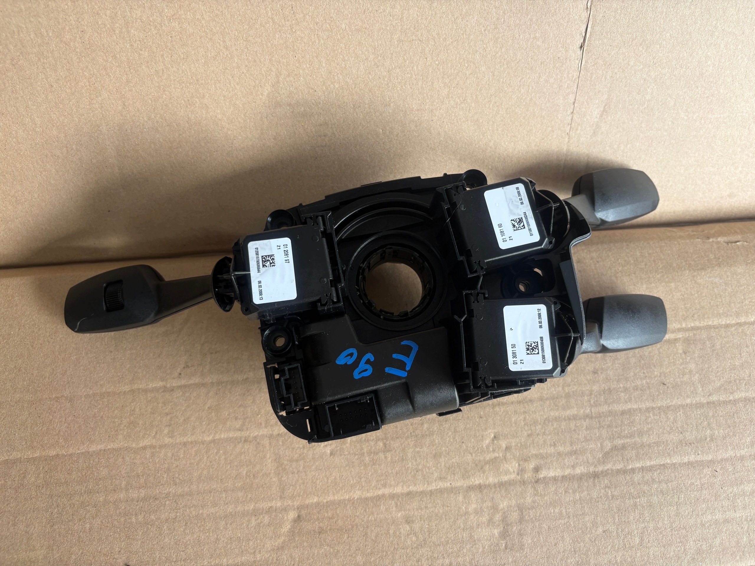 BMW E90 steering wheel levers and controls ring KPL.6989557 9123051