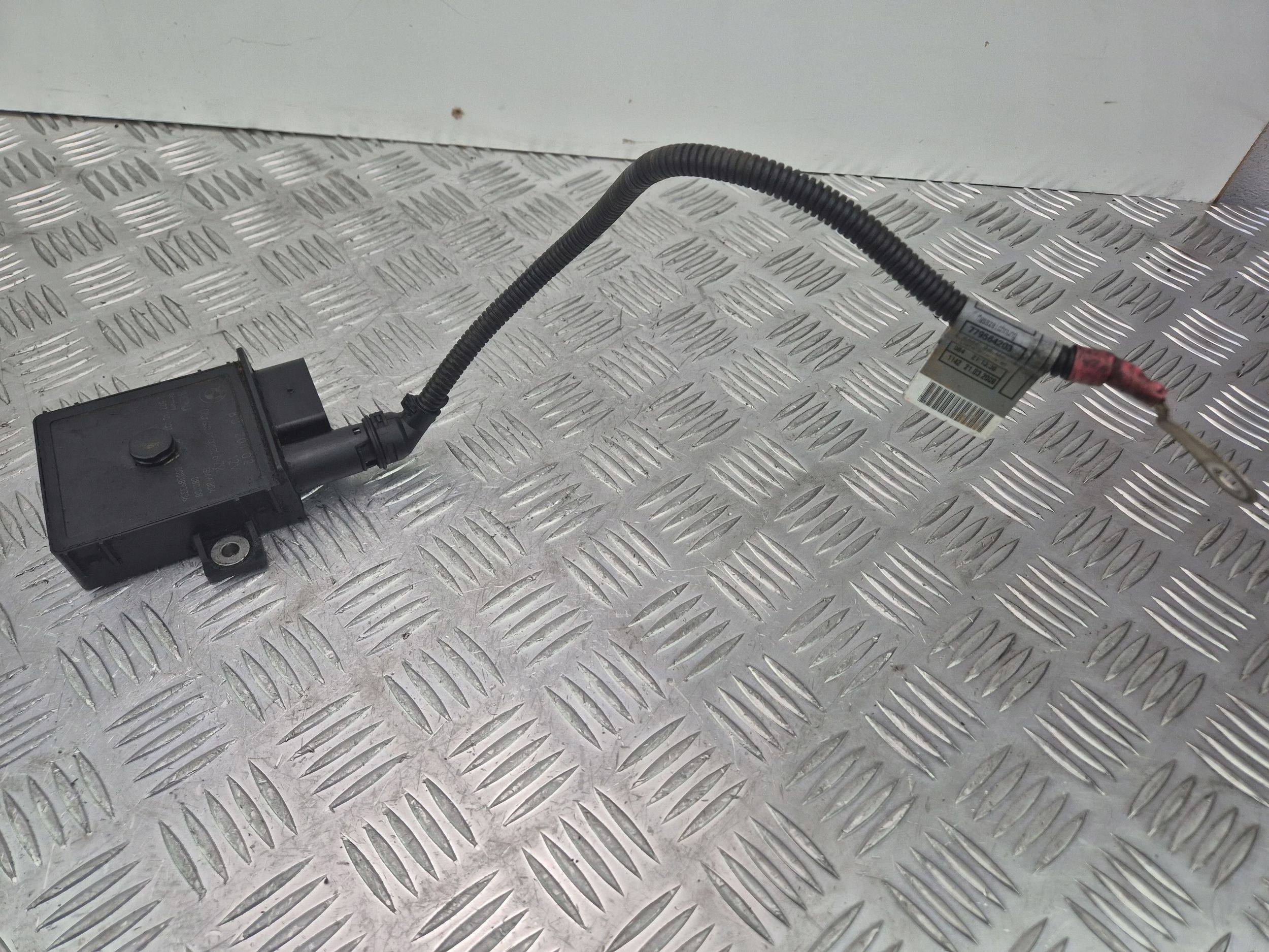 BMW X5 E70 3.0d control unit plugs zarowych 7801201 M57D30(306D3)