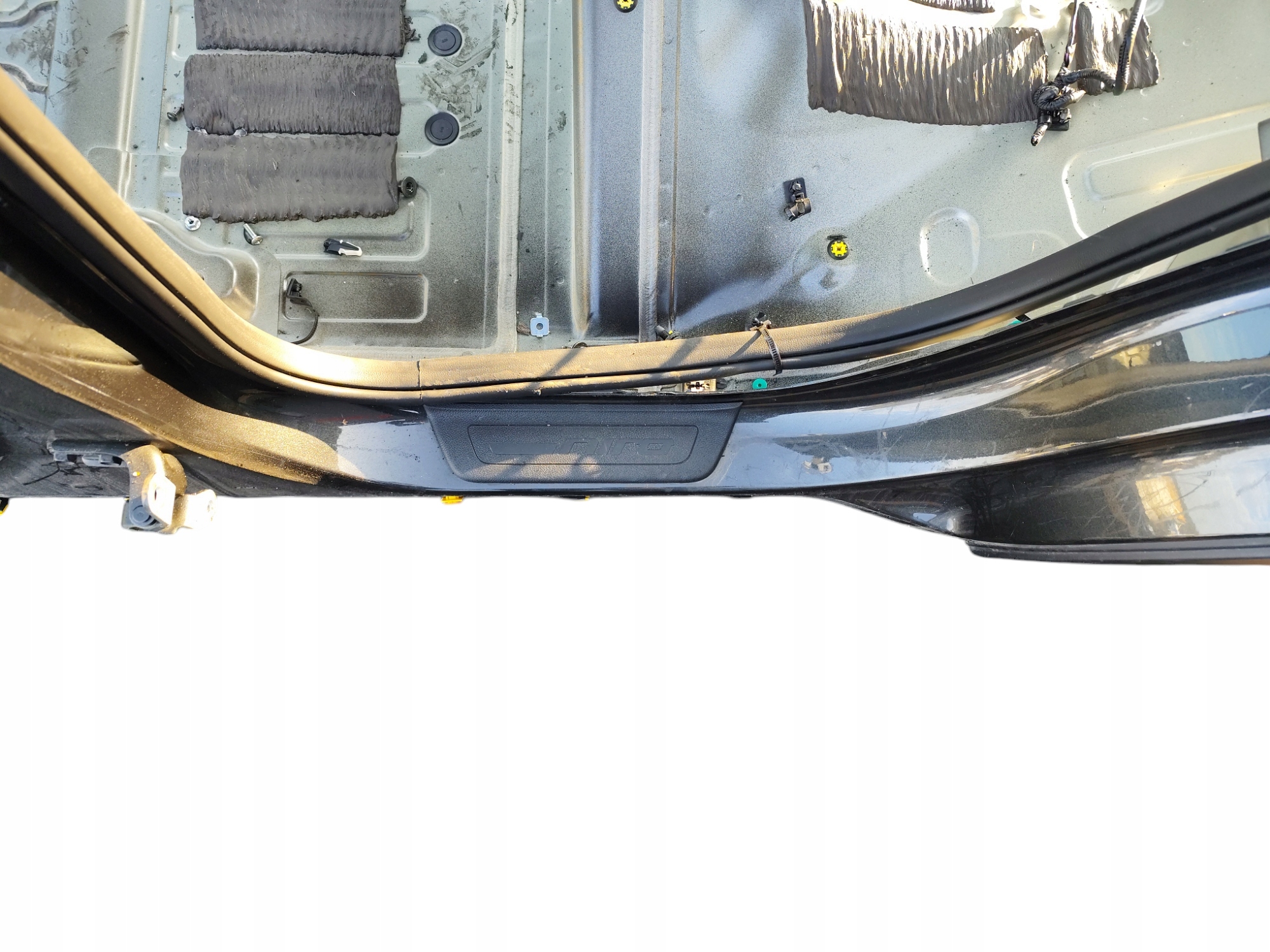 threshold left pillar central KIA NIRO EV and LIFT (2020-2022) colour AGT