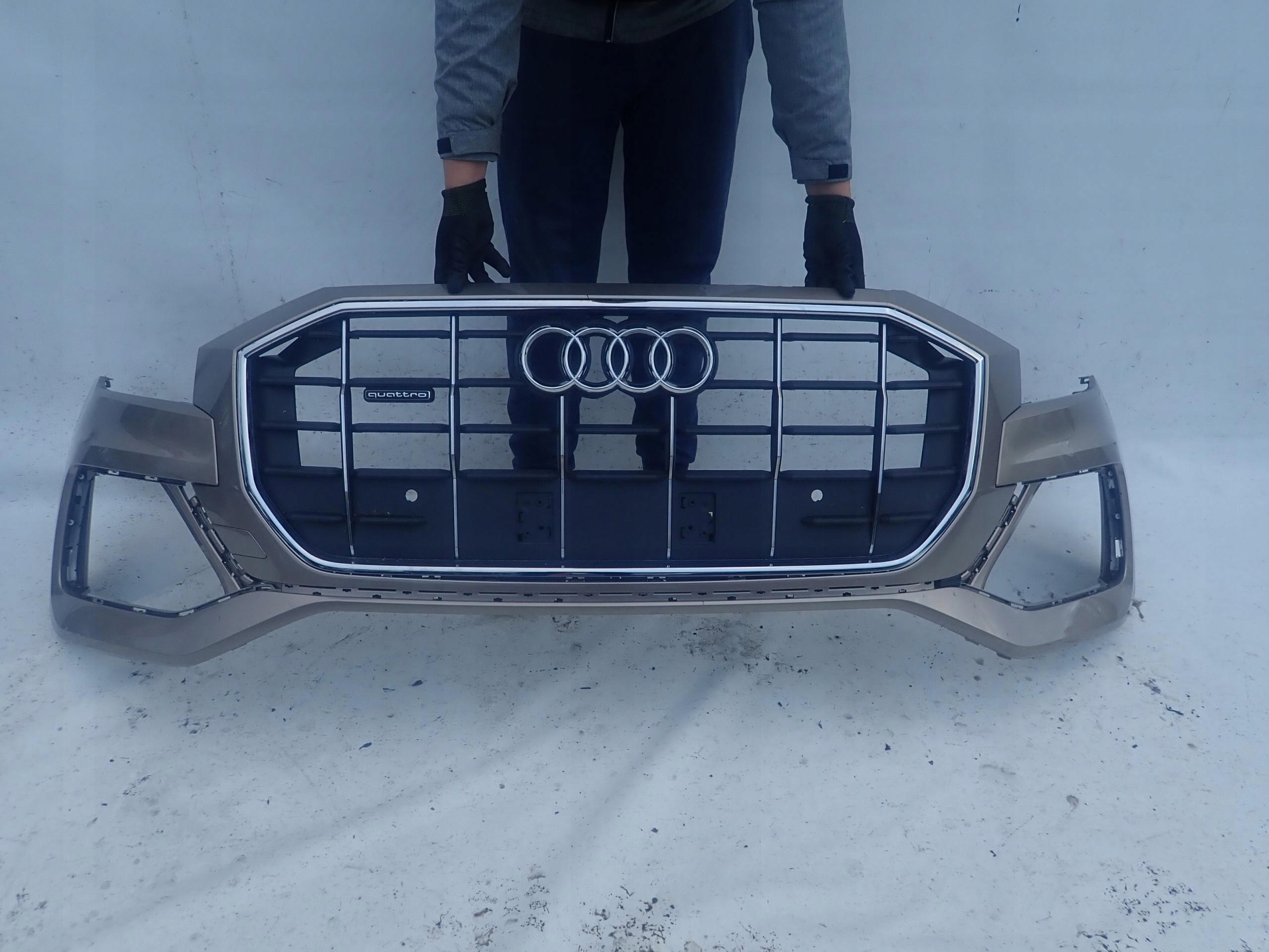 AUDI Q8 18- 4M nárazník předek přední