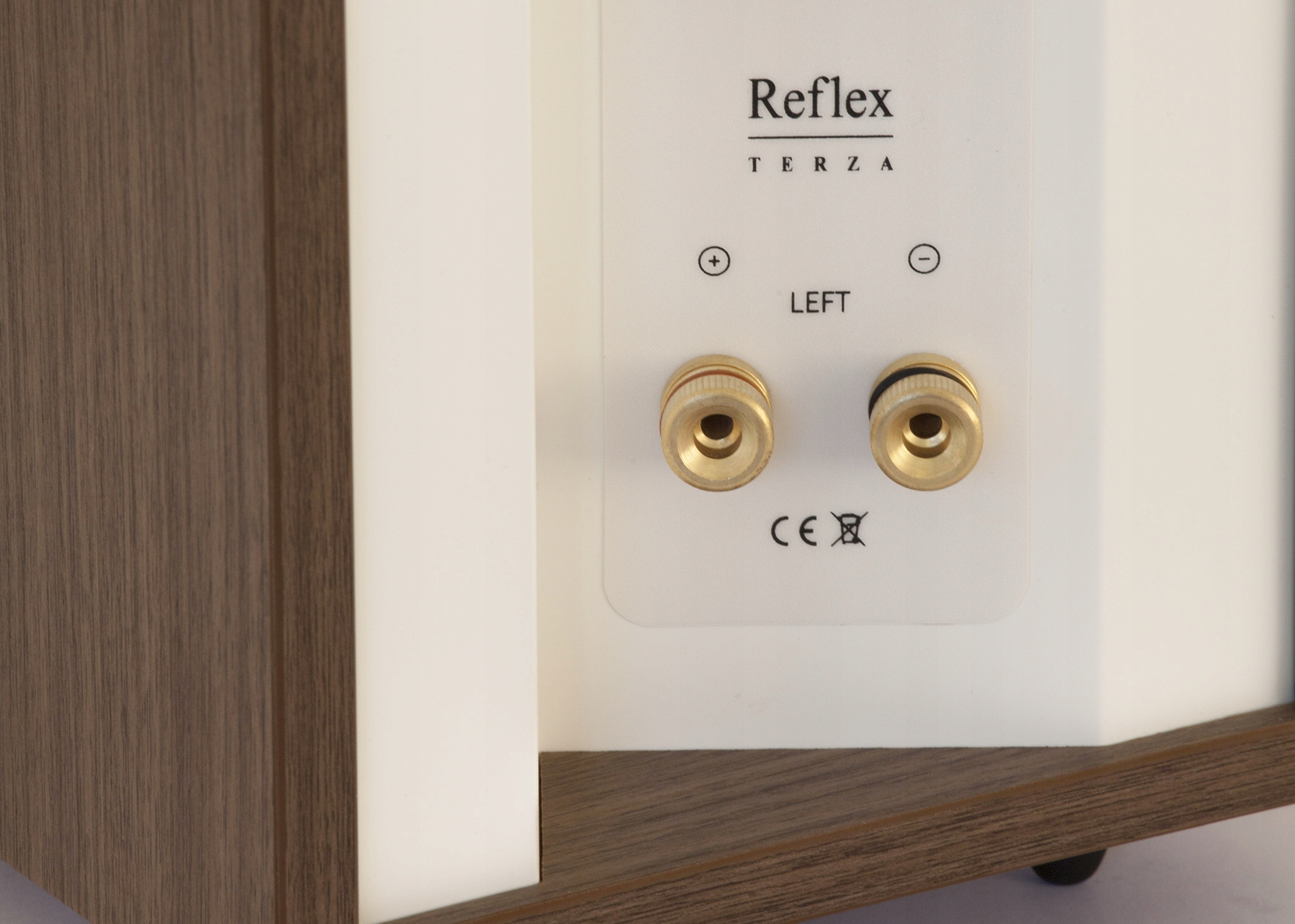 CHARIO REFLEX SECONDA WALNUT WŁOSKIE ARCYDZIEŁO Wymiary 423 × 197 × 210 mm