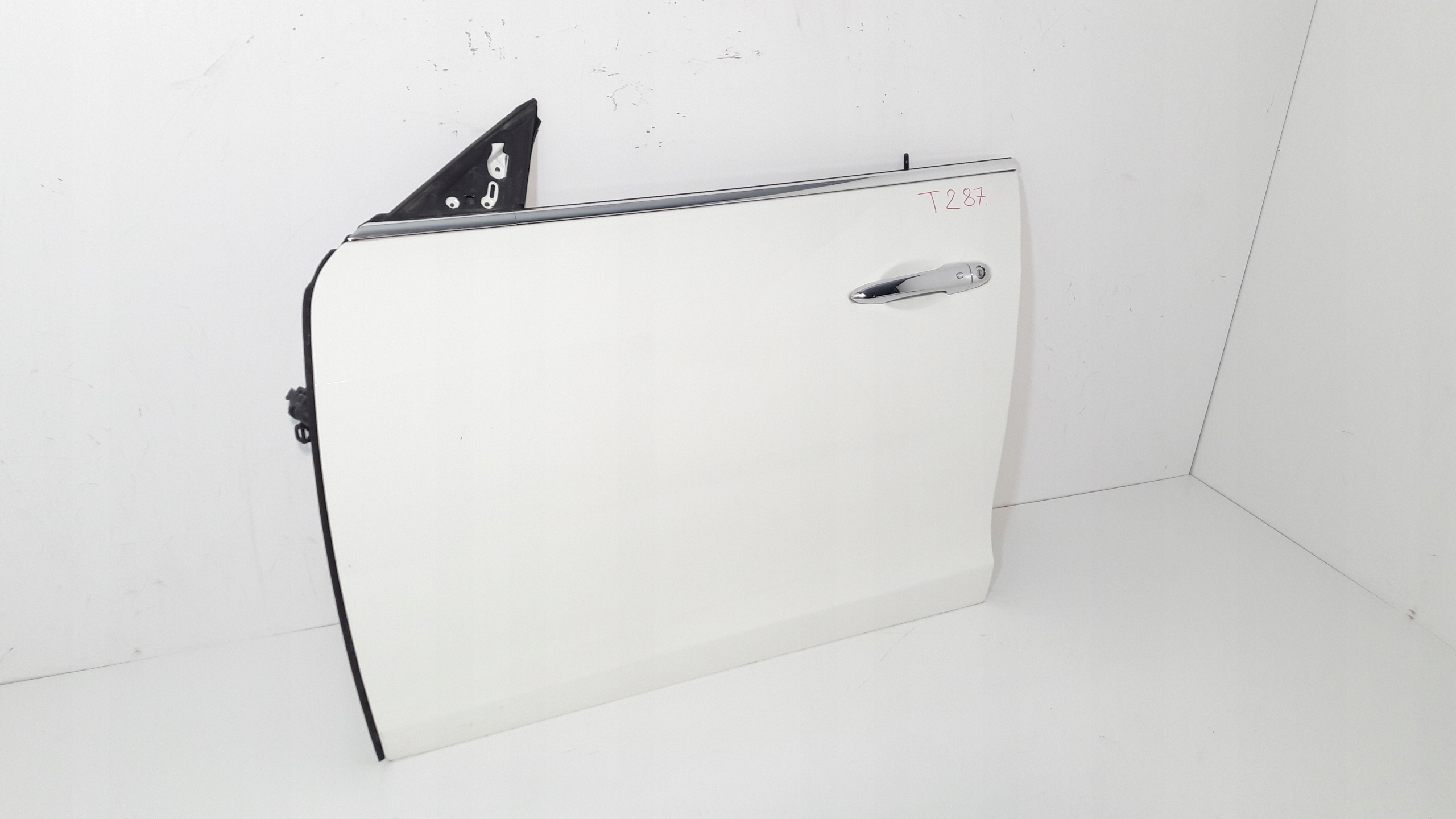 MASERATI GHIBLI door left front (T287)