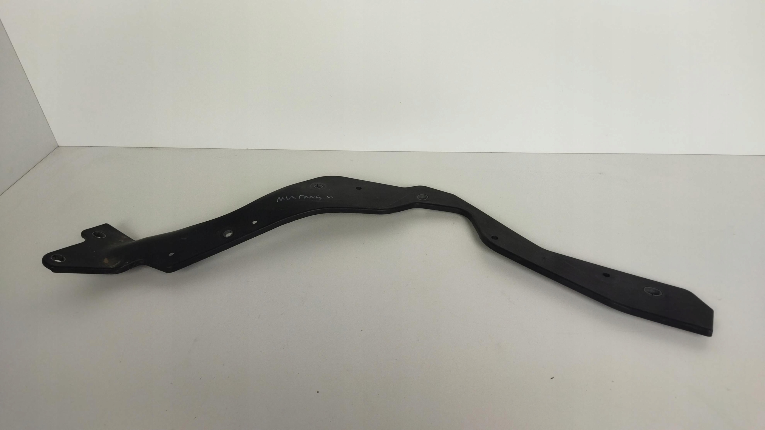 MUSTANG VI 15 ROZPORKA WSPORNIK KIELICHOW