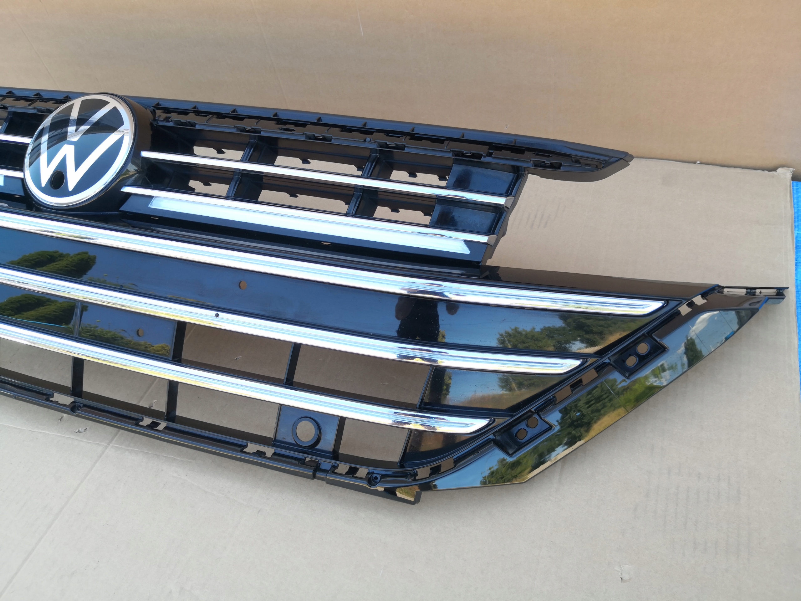 VW ARTEON 3G8 LIFT 20- GRILL ATRAPA CHŁODNICY Producent części Volkswagen OE