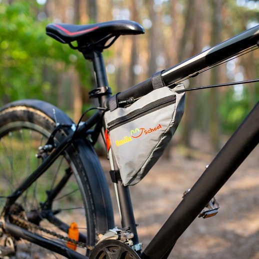 SAKWA ROWEROWA TORBA SASZETKA POD RAMĘ ODBLASKOWA NADRUK DZWONEK Wysokość 20 cm
