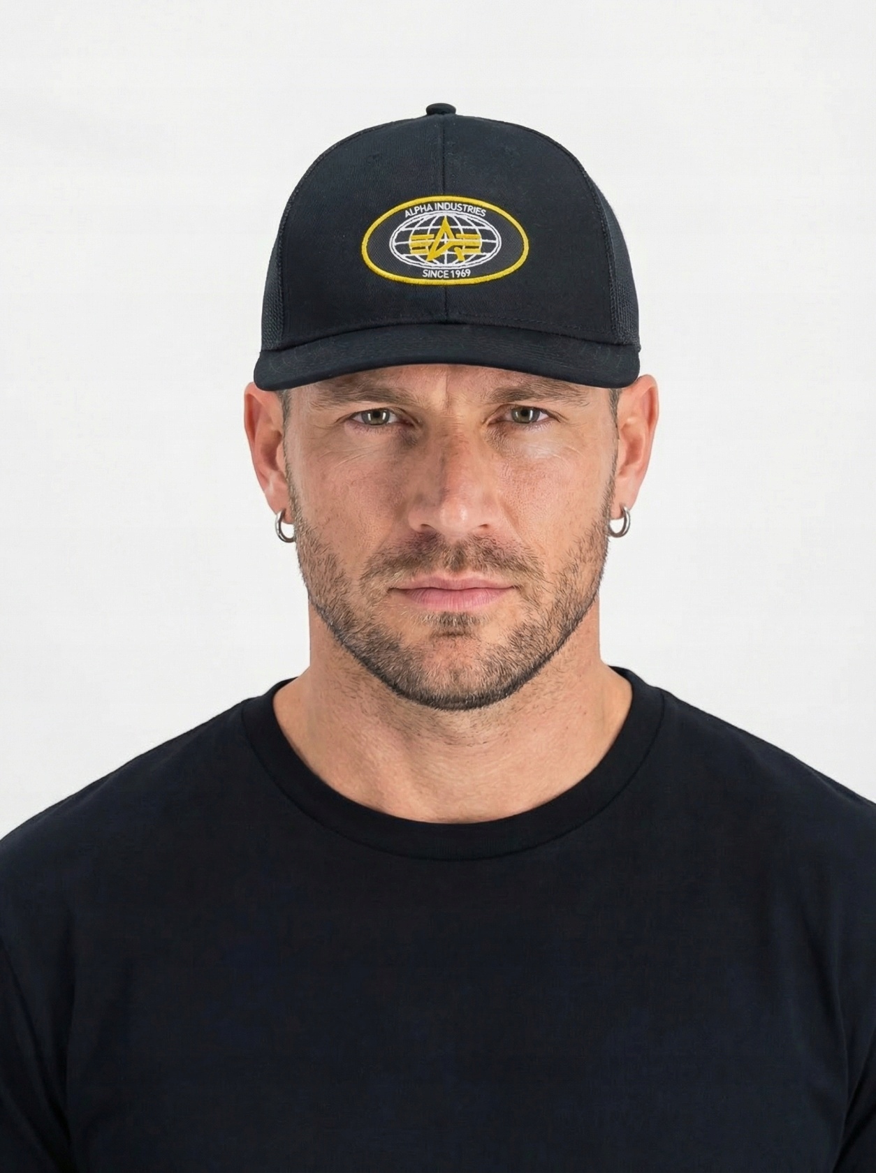 Kšiltovka World Trucker Cap black