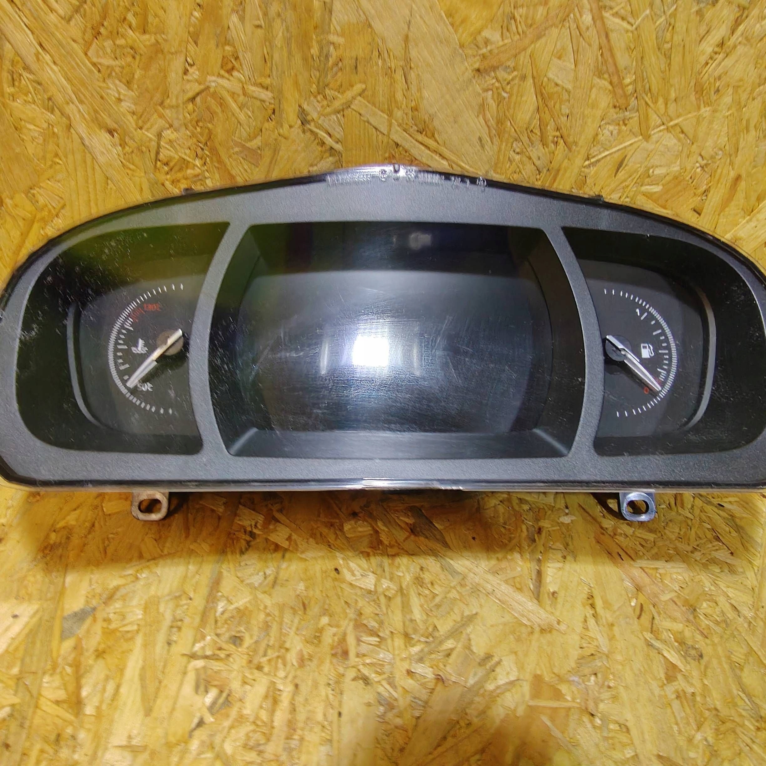 Renault Talisman 2016 dials / Predkosciomierz