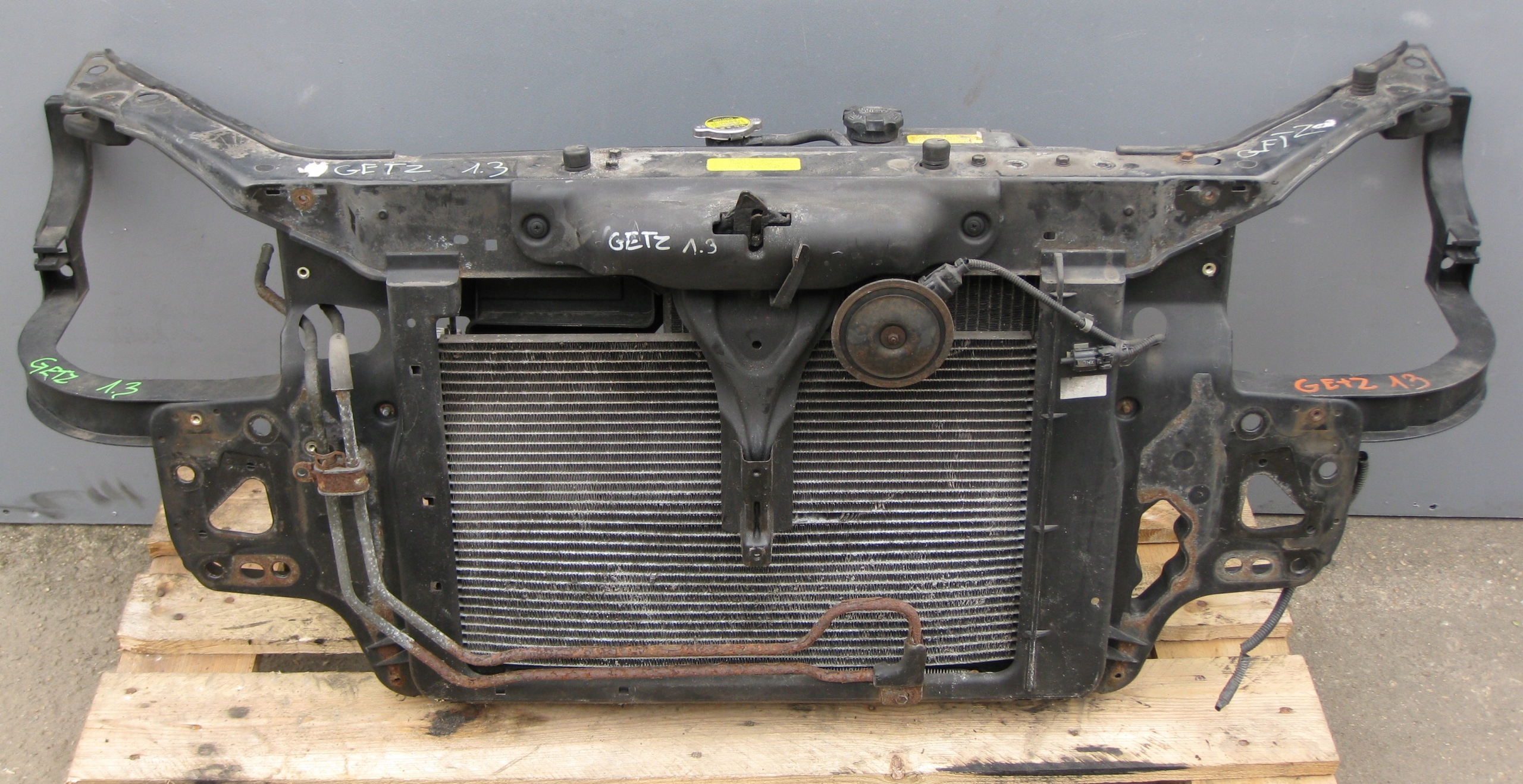 HYUNDAI GETZ 1.3 support panel for radiators radiator fan