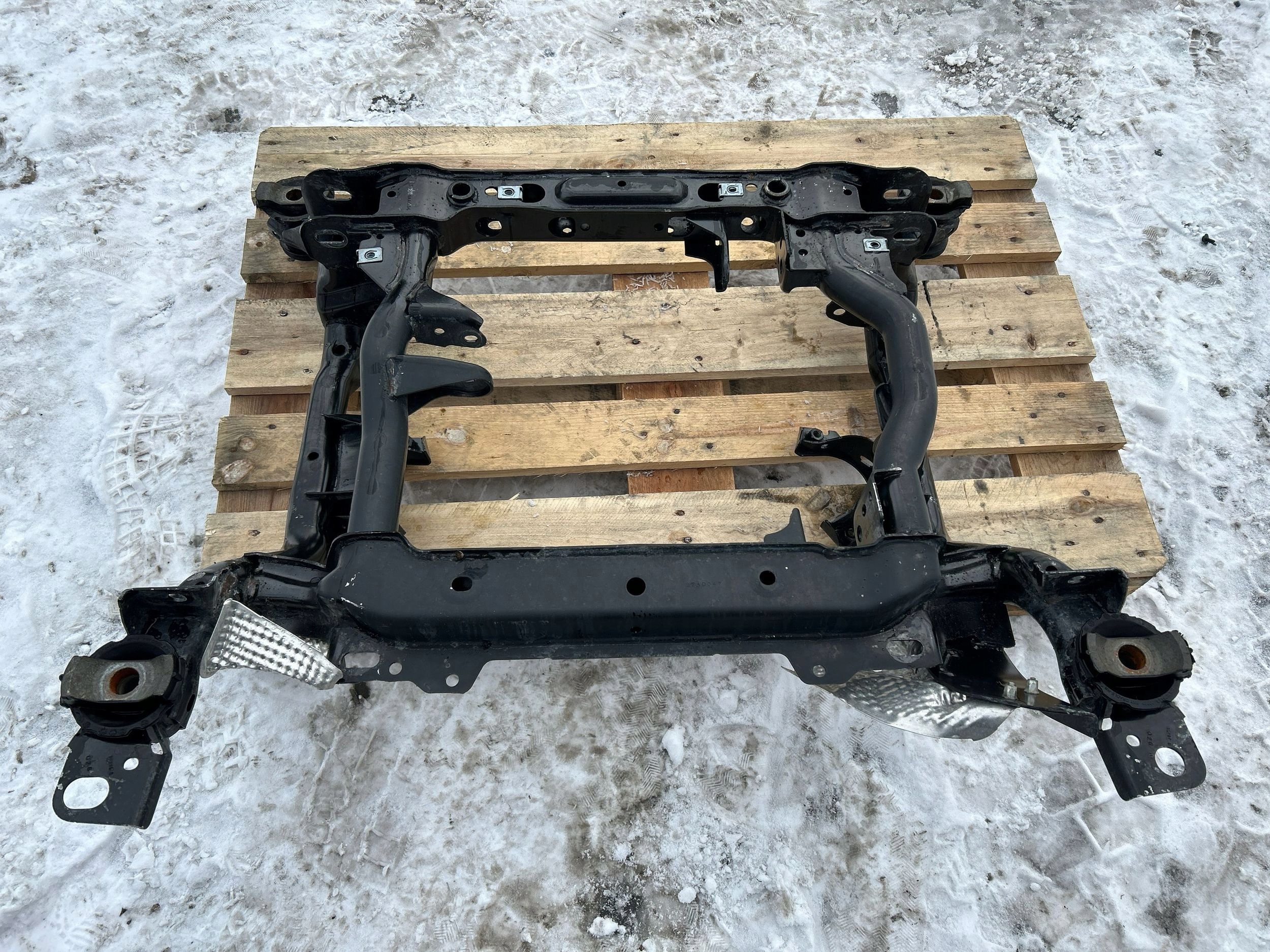 axle beam subframe sider front front Dodge Durango 3.6 4x4 2016