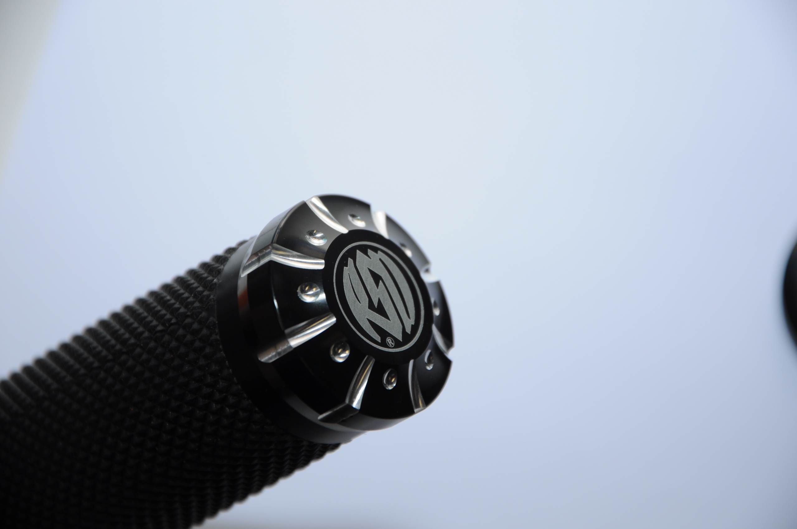 Chwyty motocyklowe RSD 25 mm Chwyty kierownicy manetki CNC Harley Model RSD