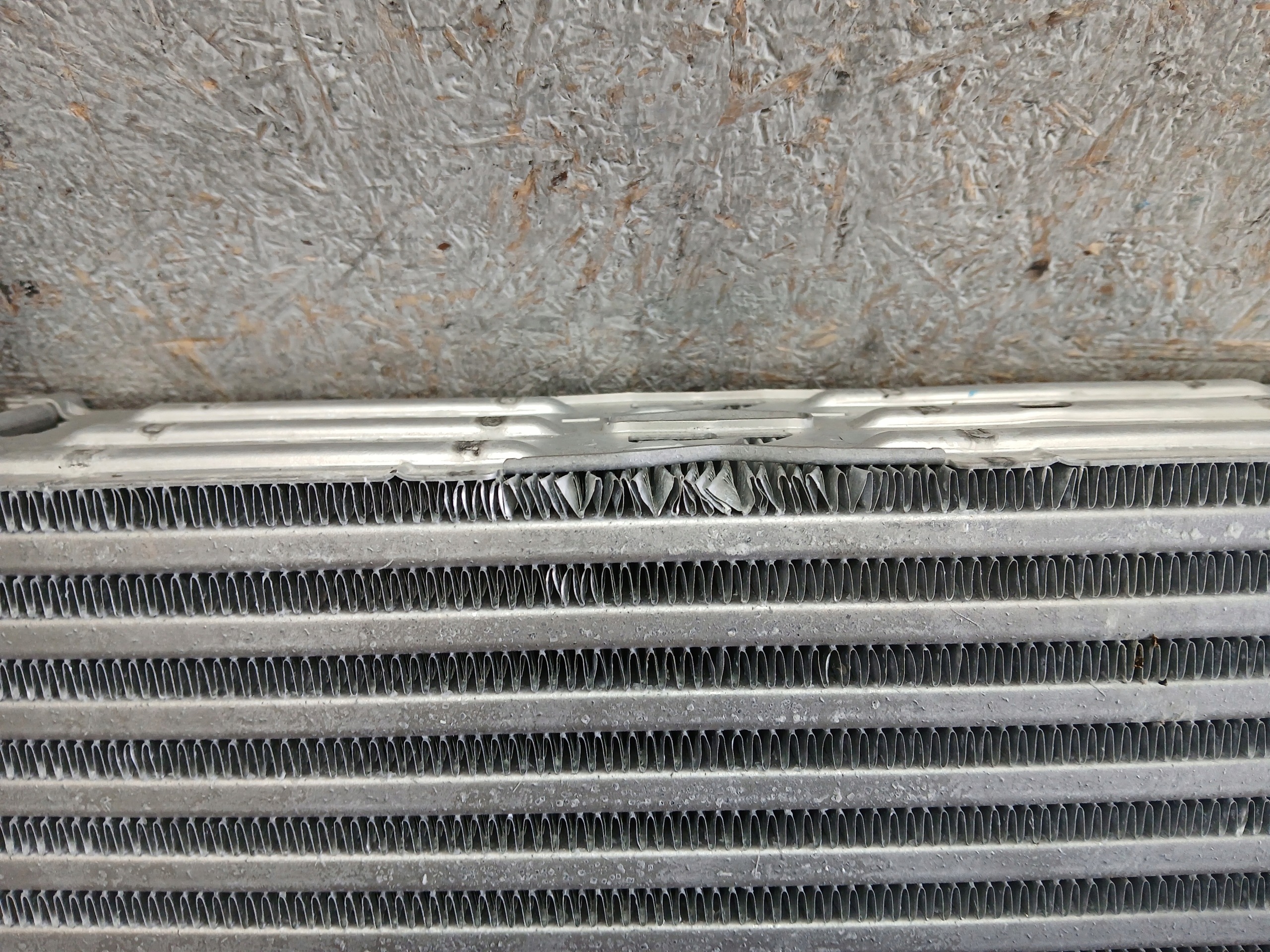 Kühler luft INTERCOOLER NISSAN RENAULT 144962803R