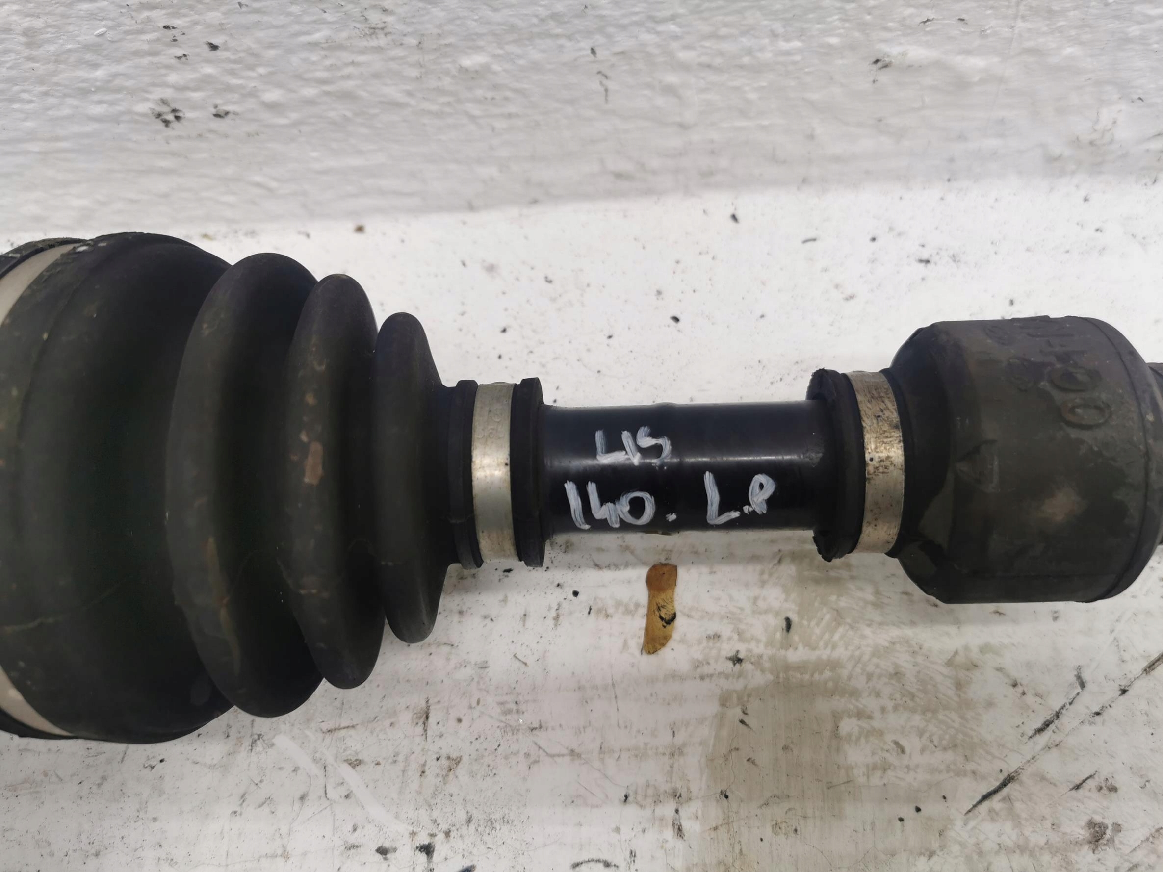 semi-axis short. left HYUNDAI I40 1.7 CRDi 49500-3Z300