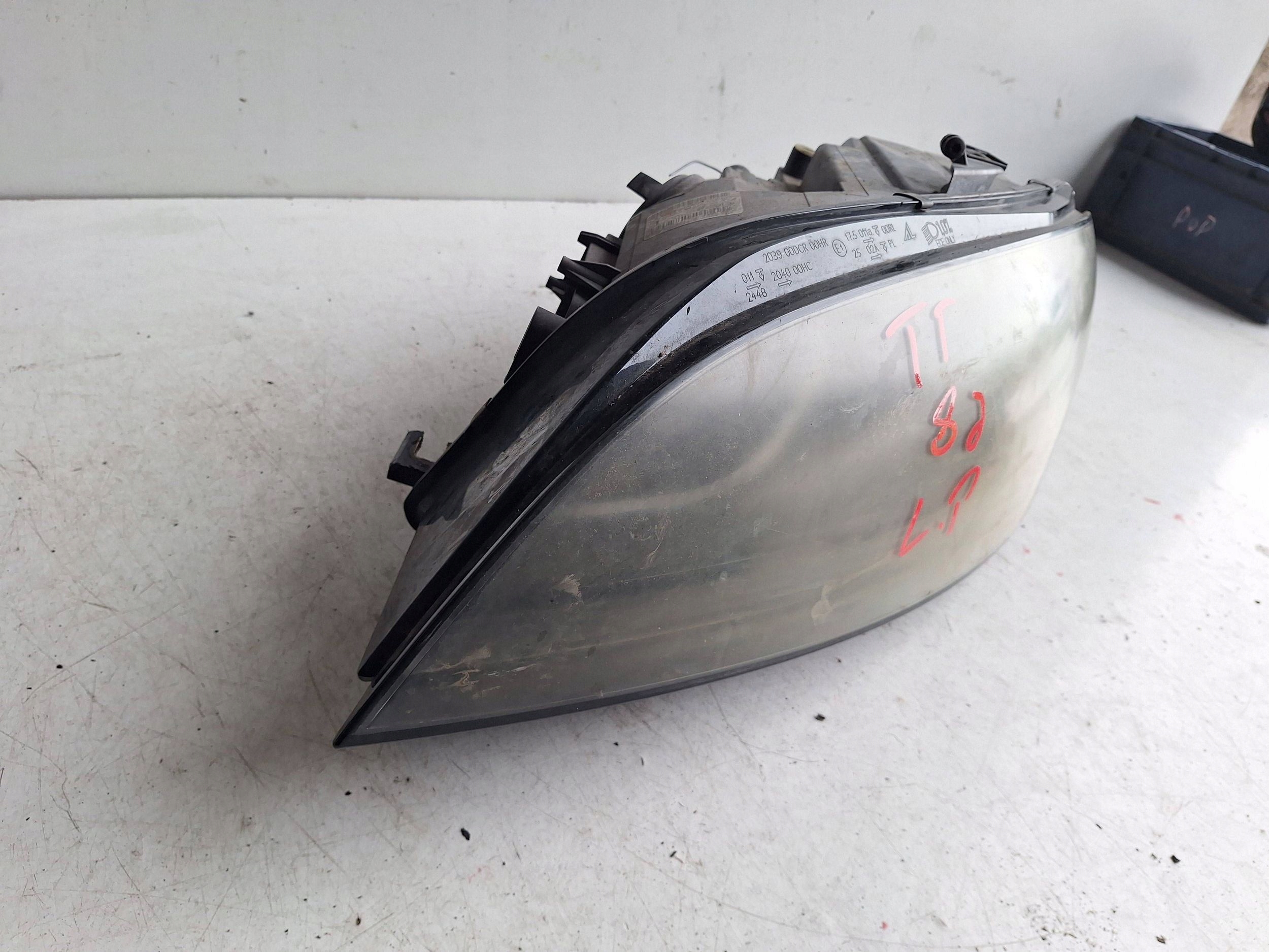 AUDI TT 8J 06-14 light left lens UK-ANGLIK 8J0941003N