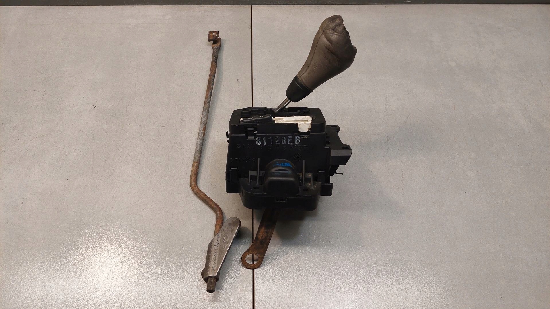 Mecanisme levier vitesse Engrenage AUTOMAT MERCEDES CLK C208