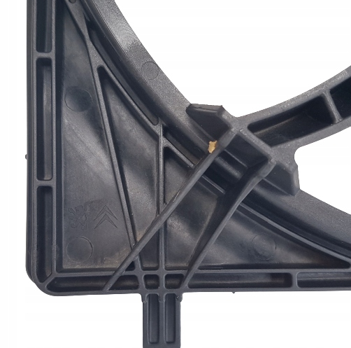 OPEL CORSA F 2019- OBUDOWA WENTYLATORA Typ samochodu Samochody osobowe