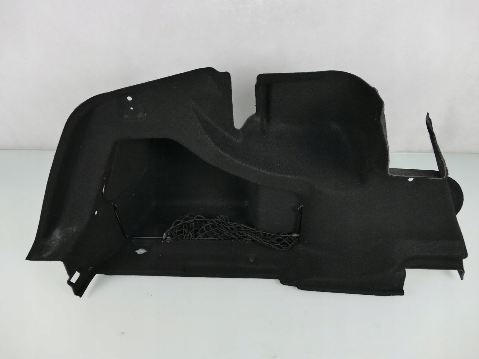 MERCEDES W204 C sedan boot upholstery left