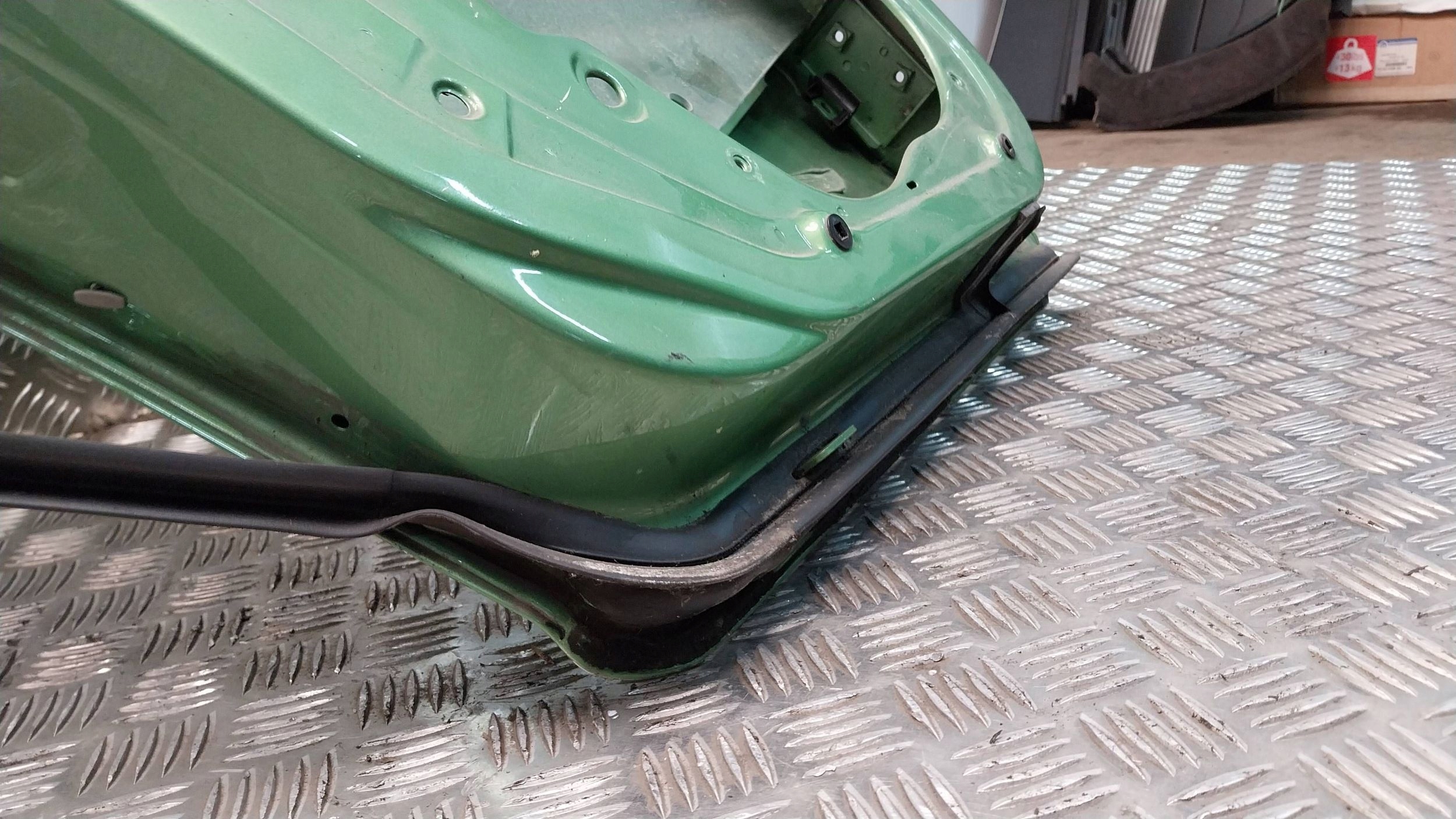 Portière Arrière Gauche VW GOLF IV HATCHBACK 97