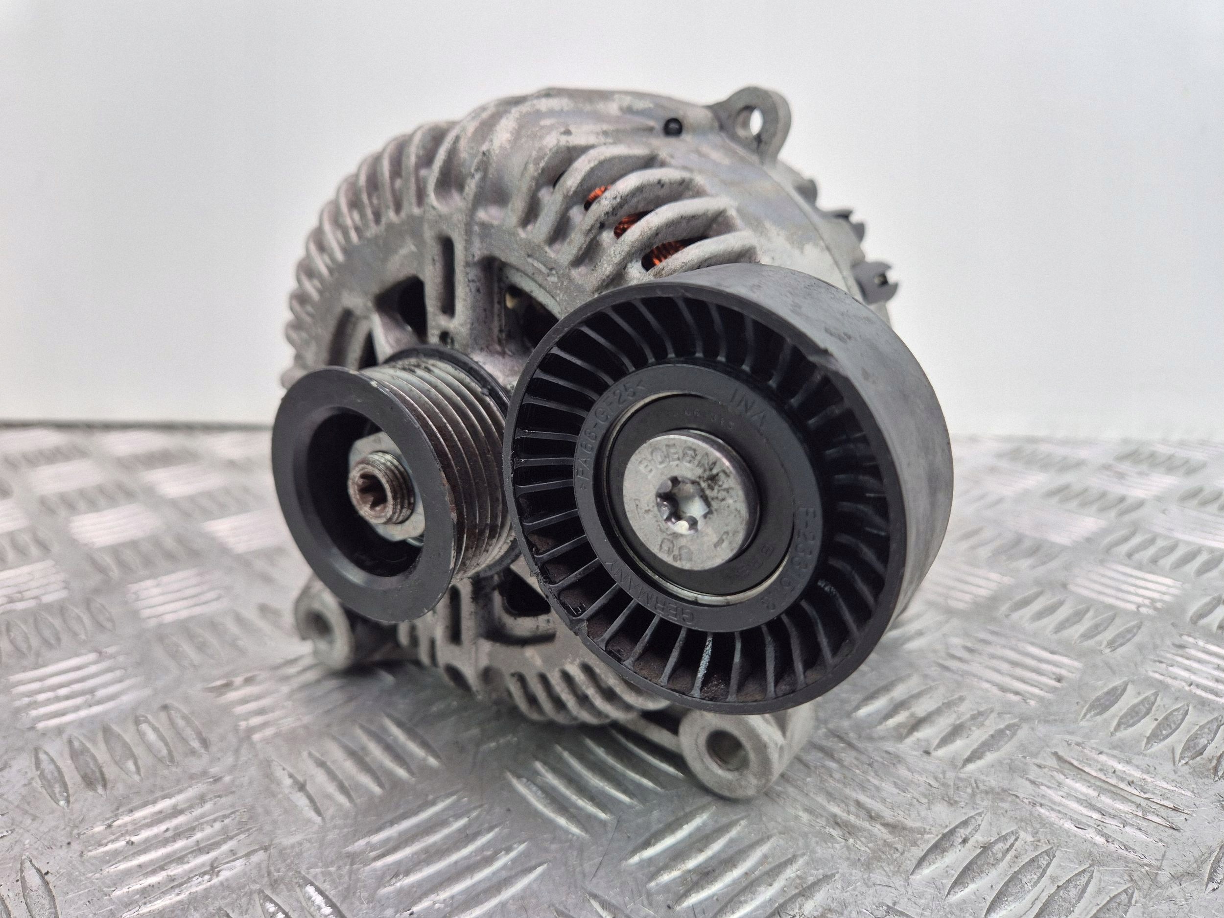 BMW 7 E65 E66 750i Alternator 7542934 N62B48B
