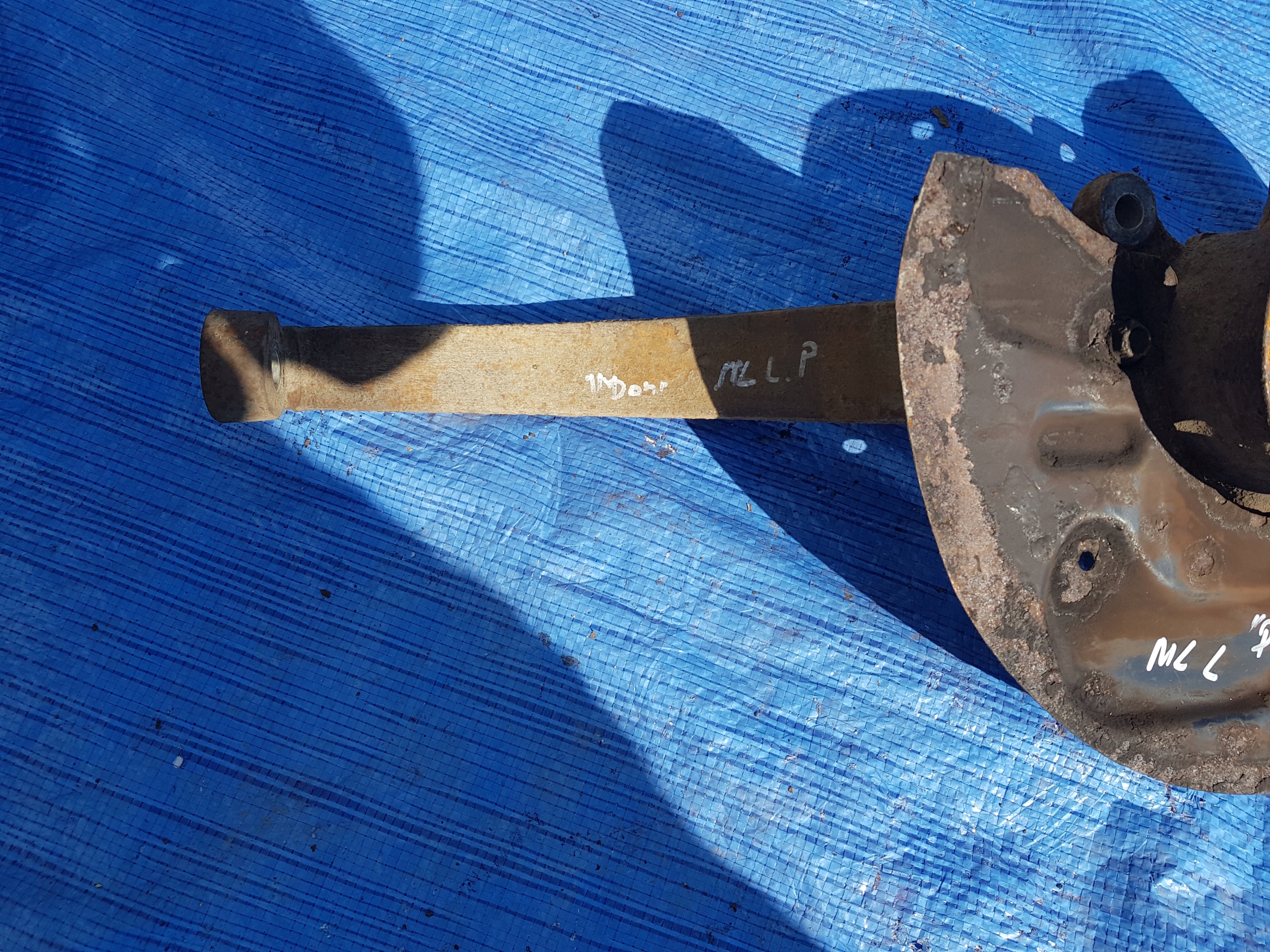 swing left front MERCEDES W251 W164 ML GL X164 02060642 C2060642