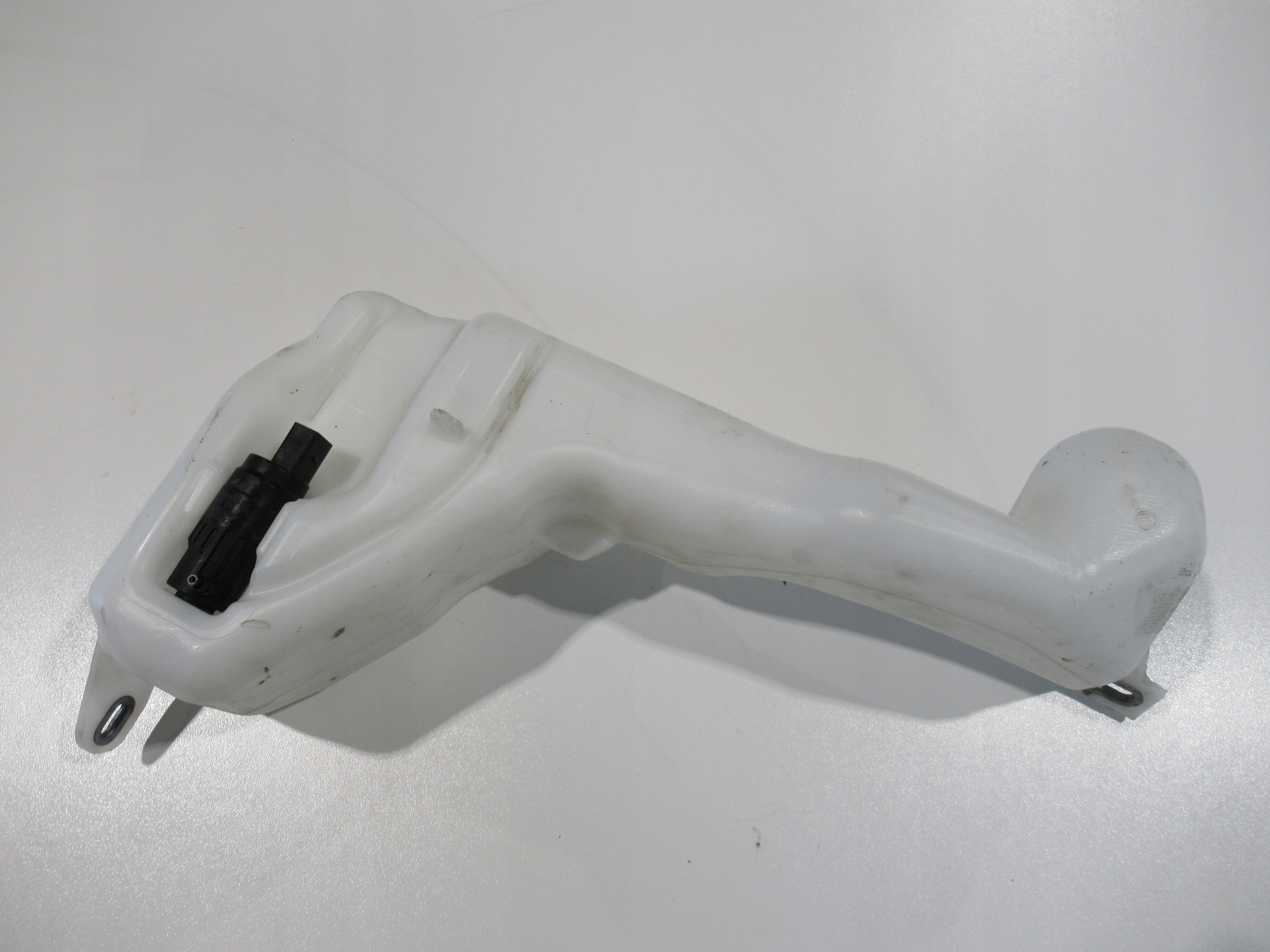 VW Amarok 2H washer fluid tank 2H0955453A