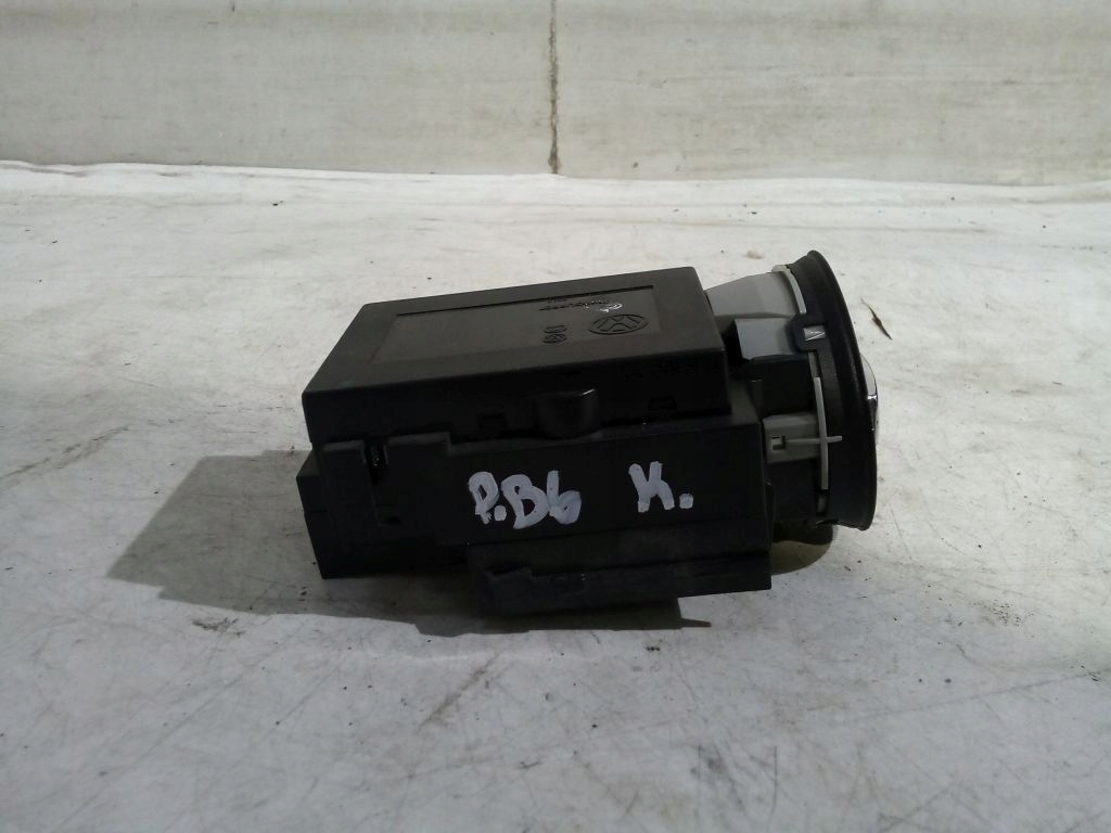 VW Passat B6 ignition z kluczykiem 3C0905843Q