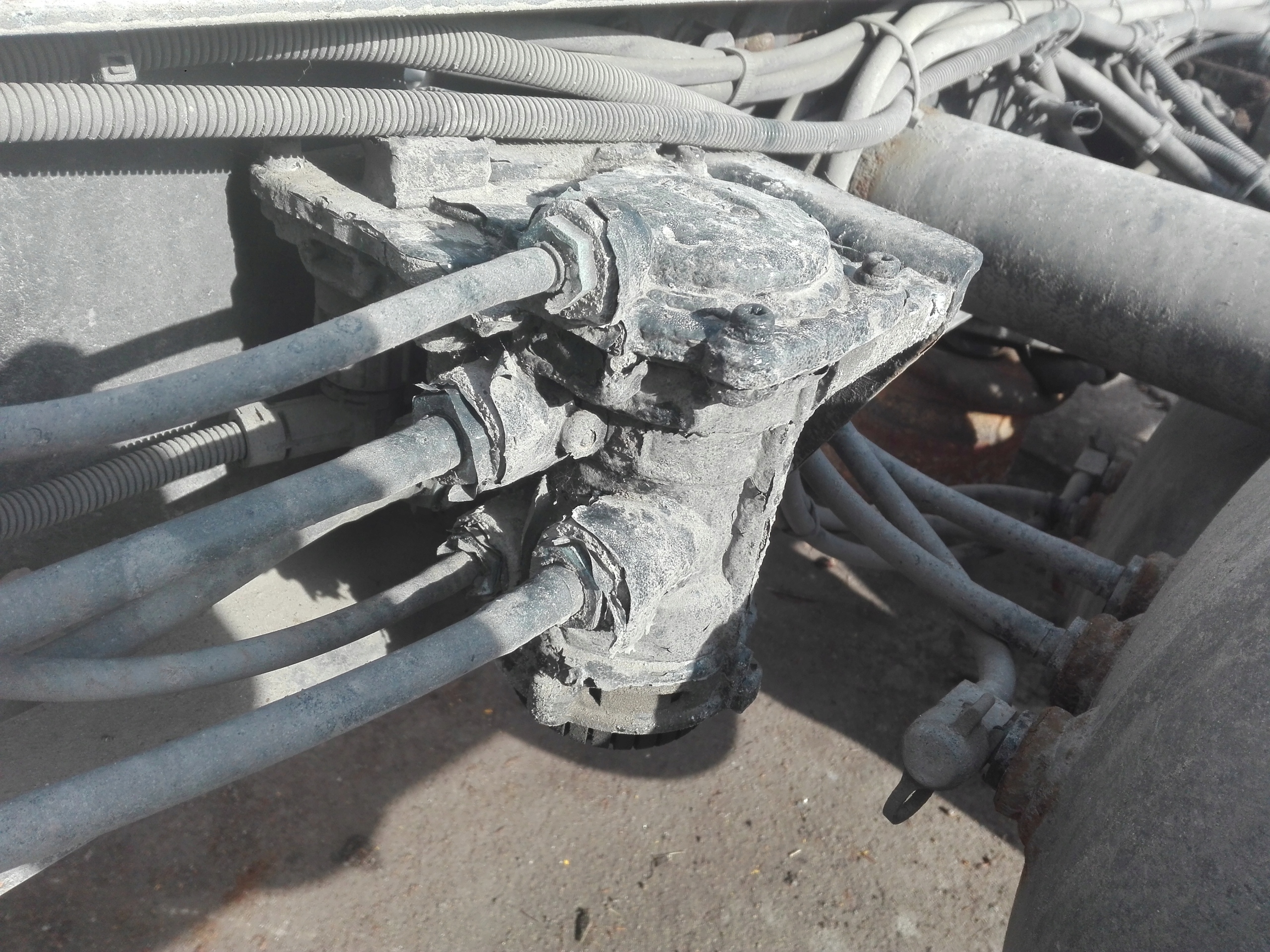 ZAWÓR HAMULCOWY PRZYCZEPY MAN TGL TGM 300 ZŁ